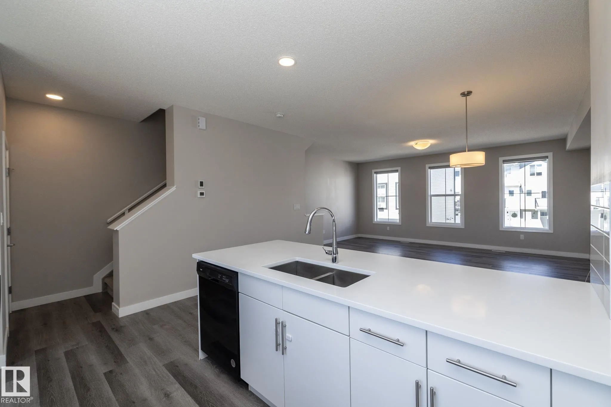 2610 Maple Way