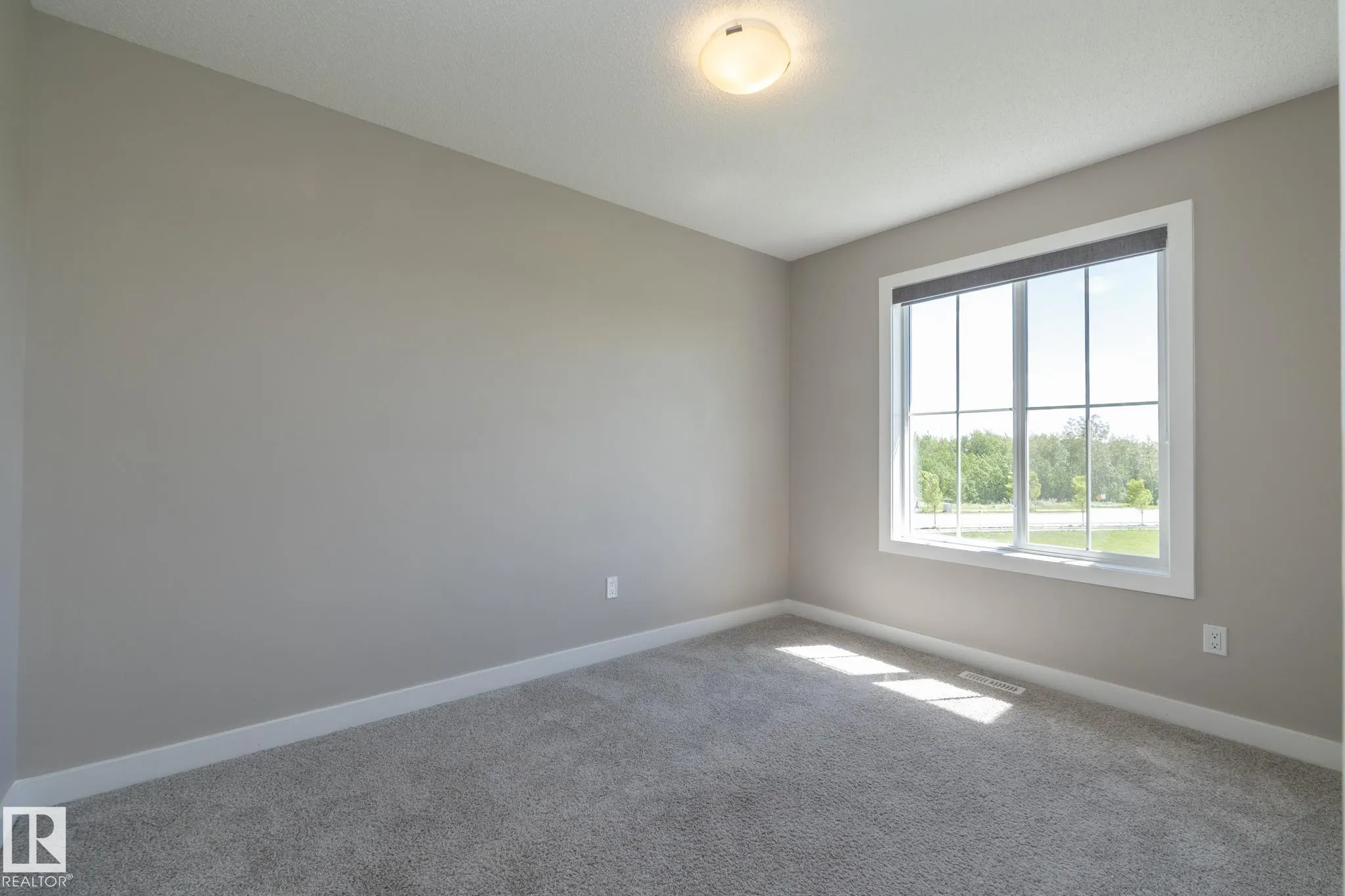 2610 Maple Way