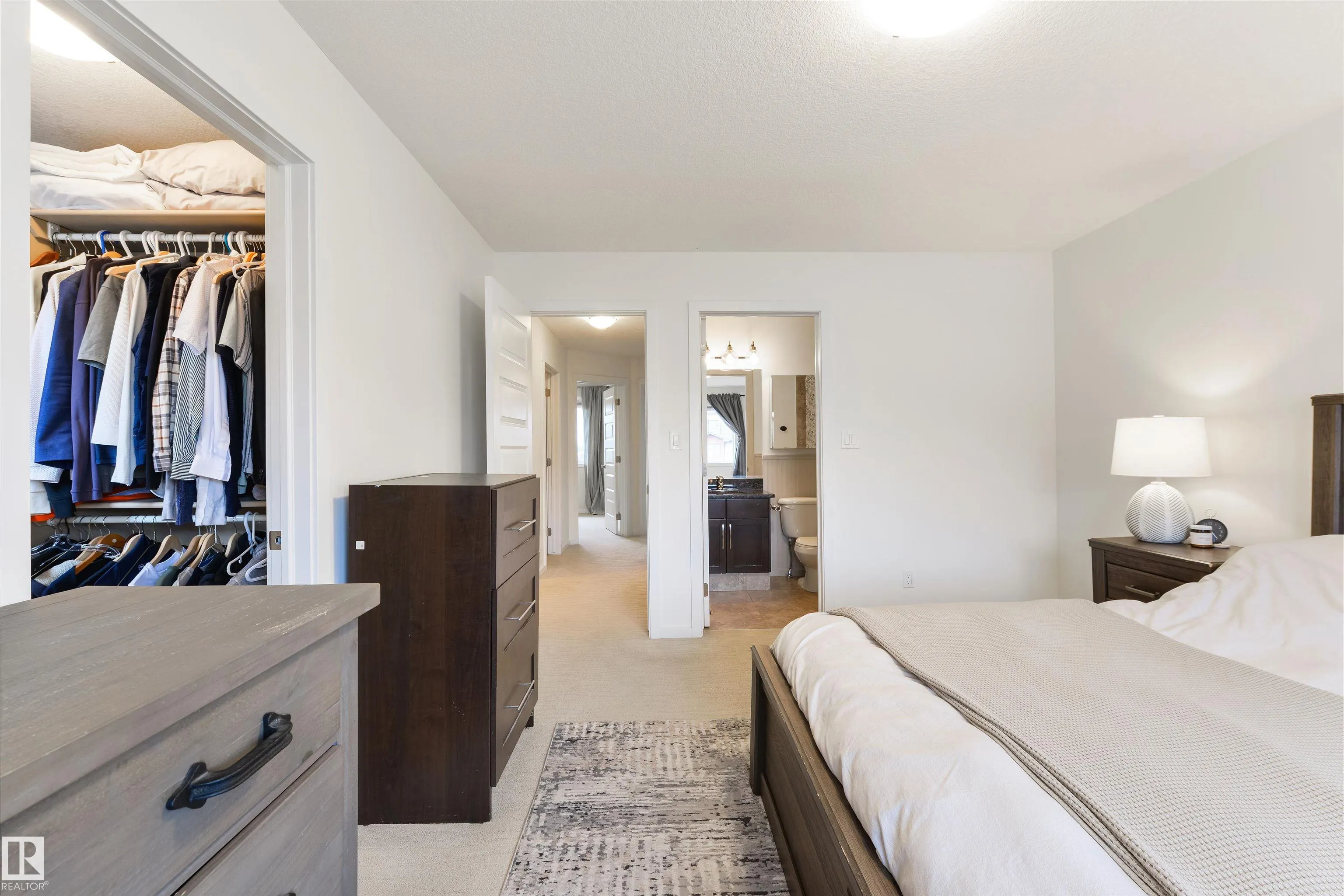 16004 54 Street