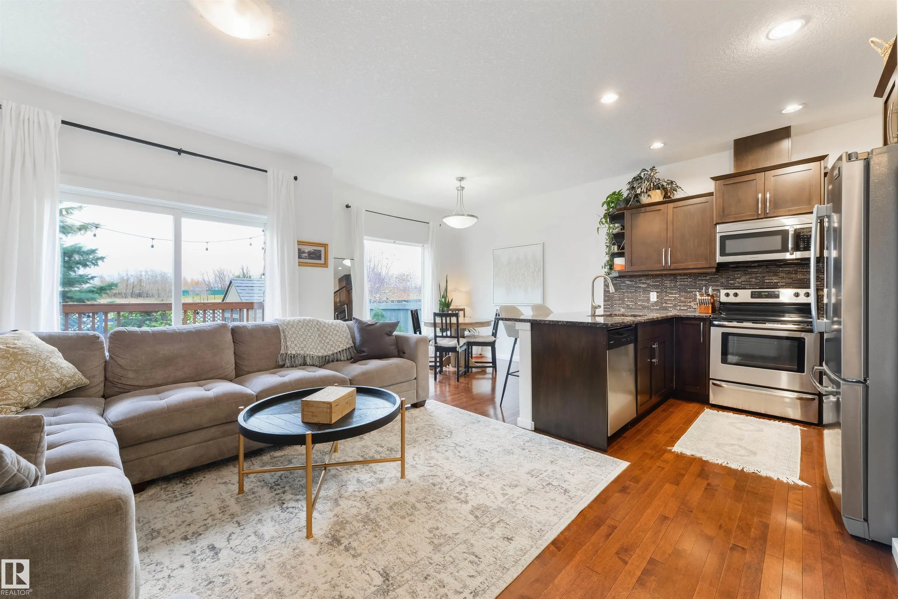 16004 54 Street