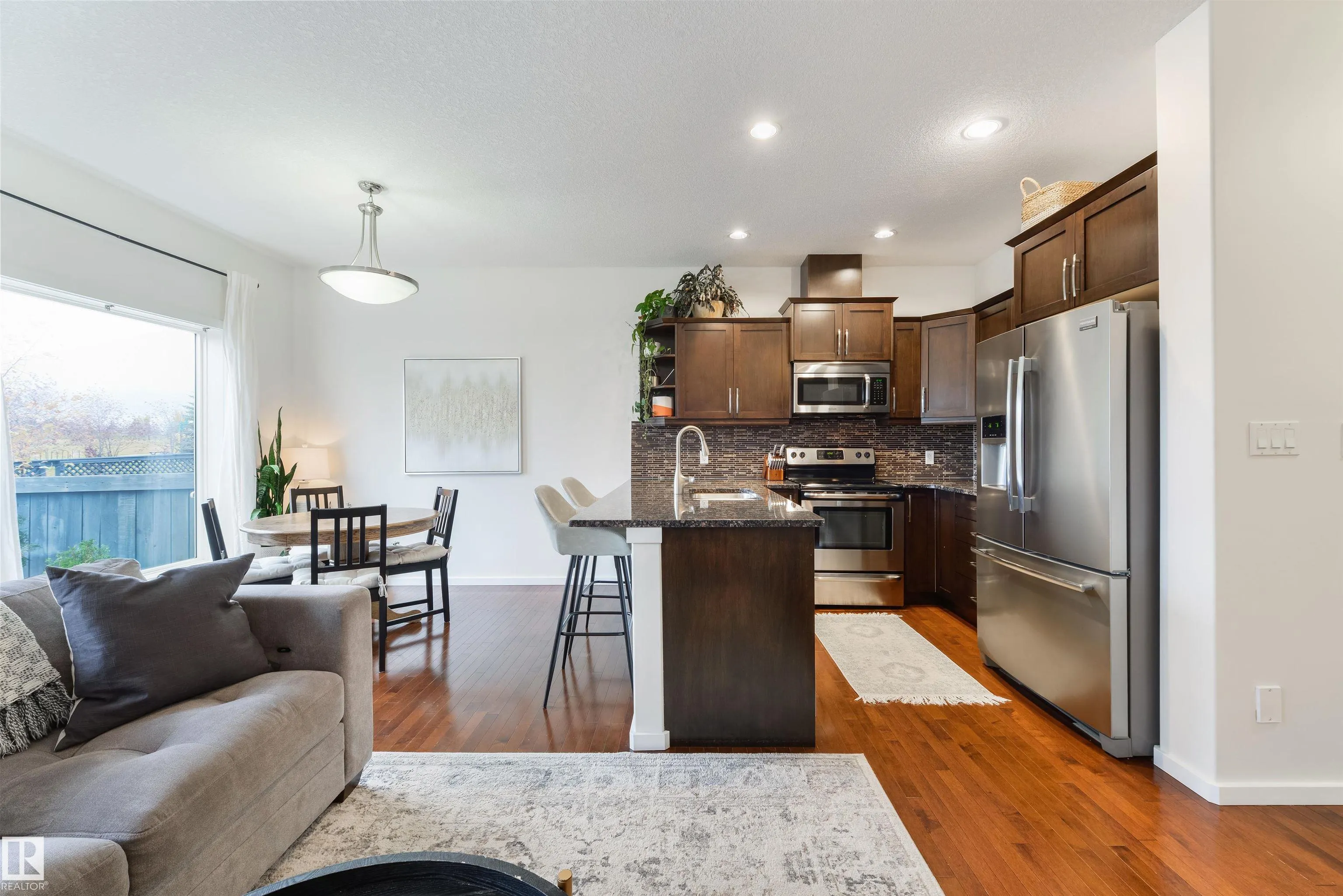 16004 54 Street