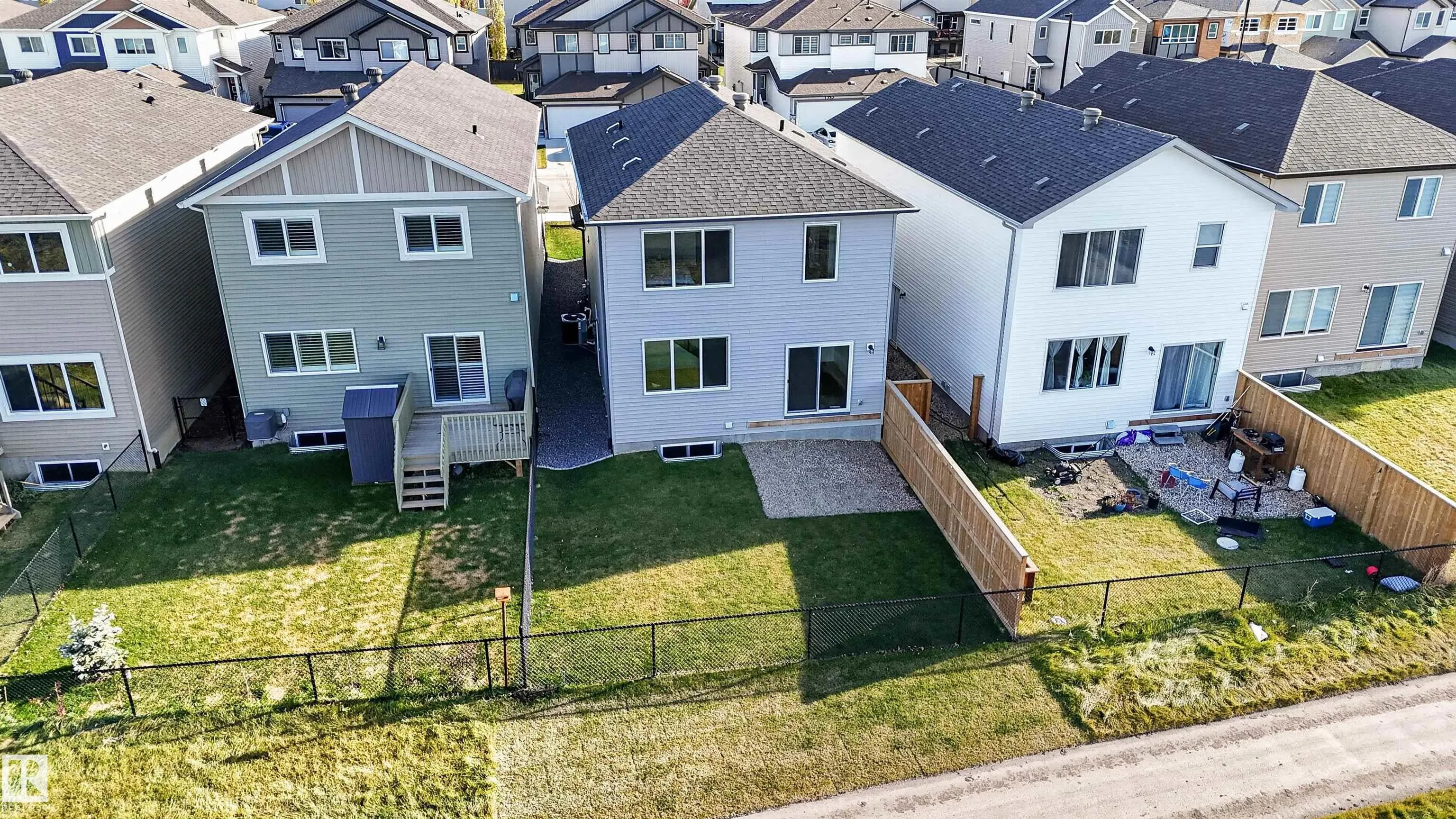 1734 WESTERRA Wynd
