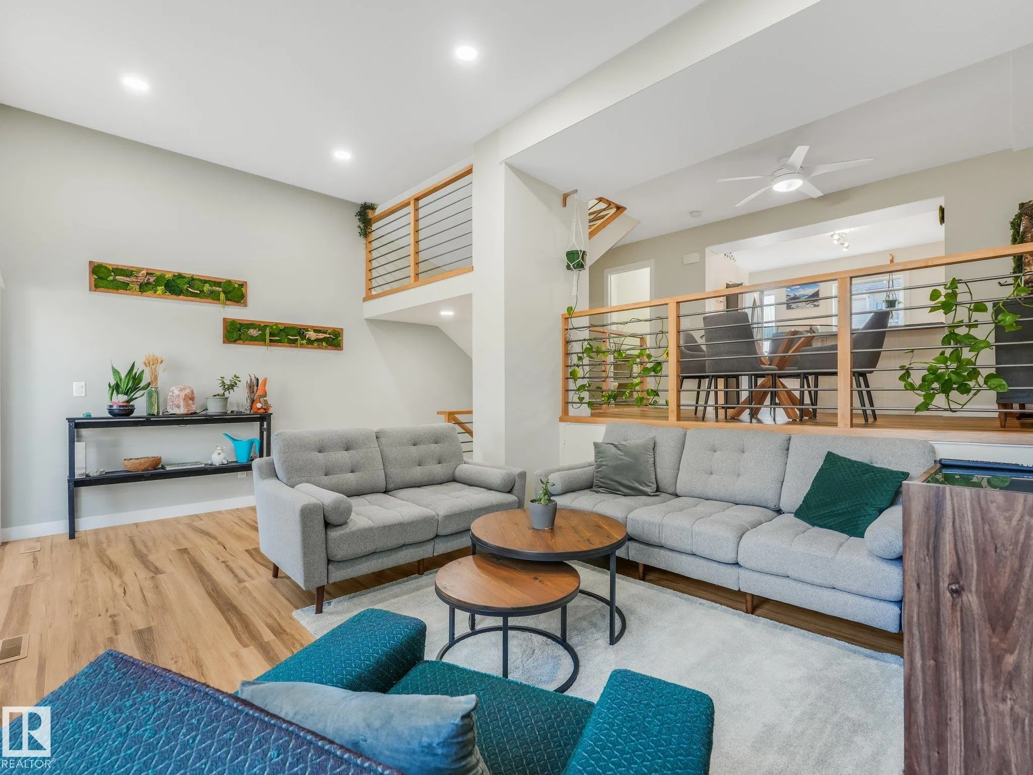 202 KINGSFIELD Village