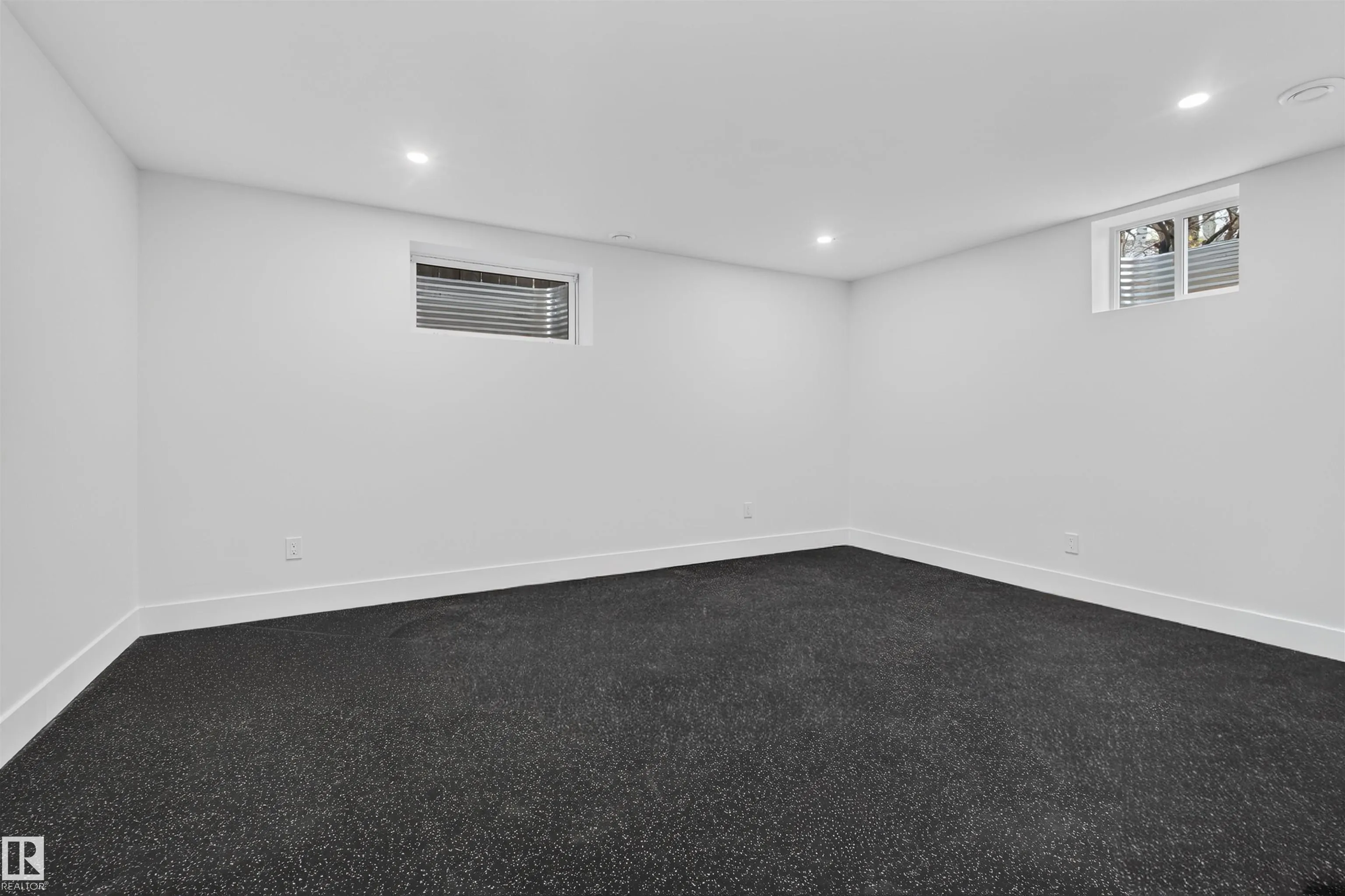 135 WALKER Road