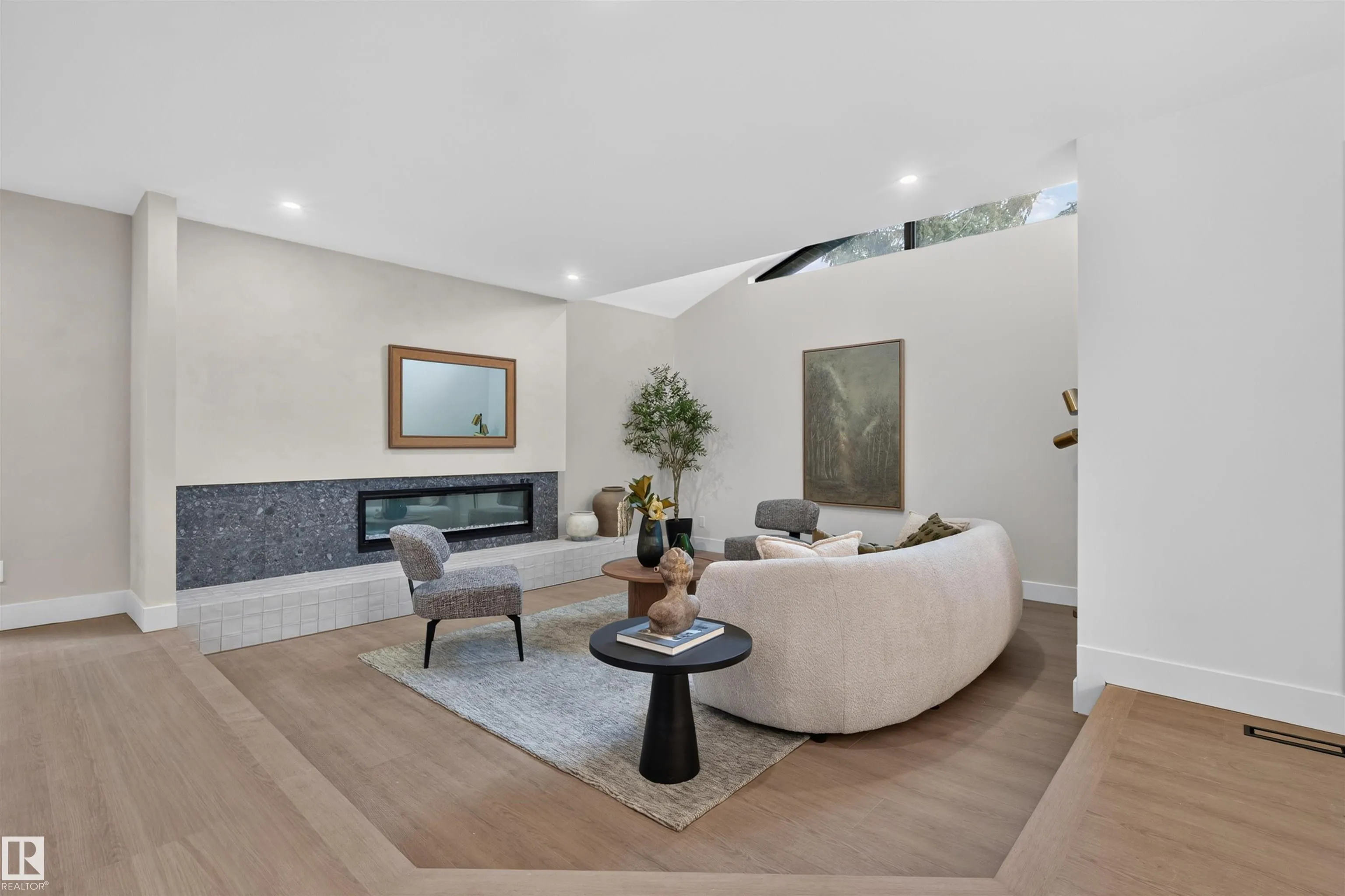 135 WALKER Road