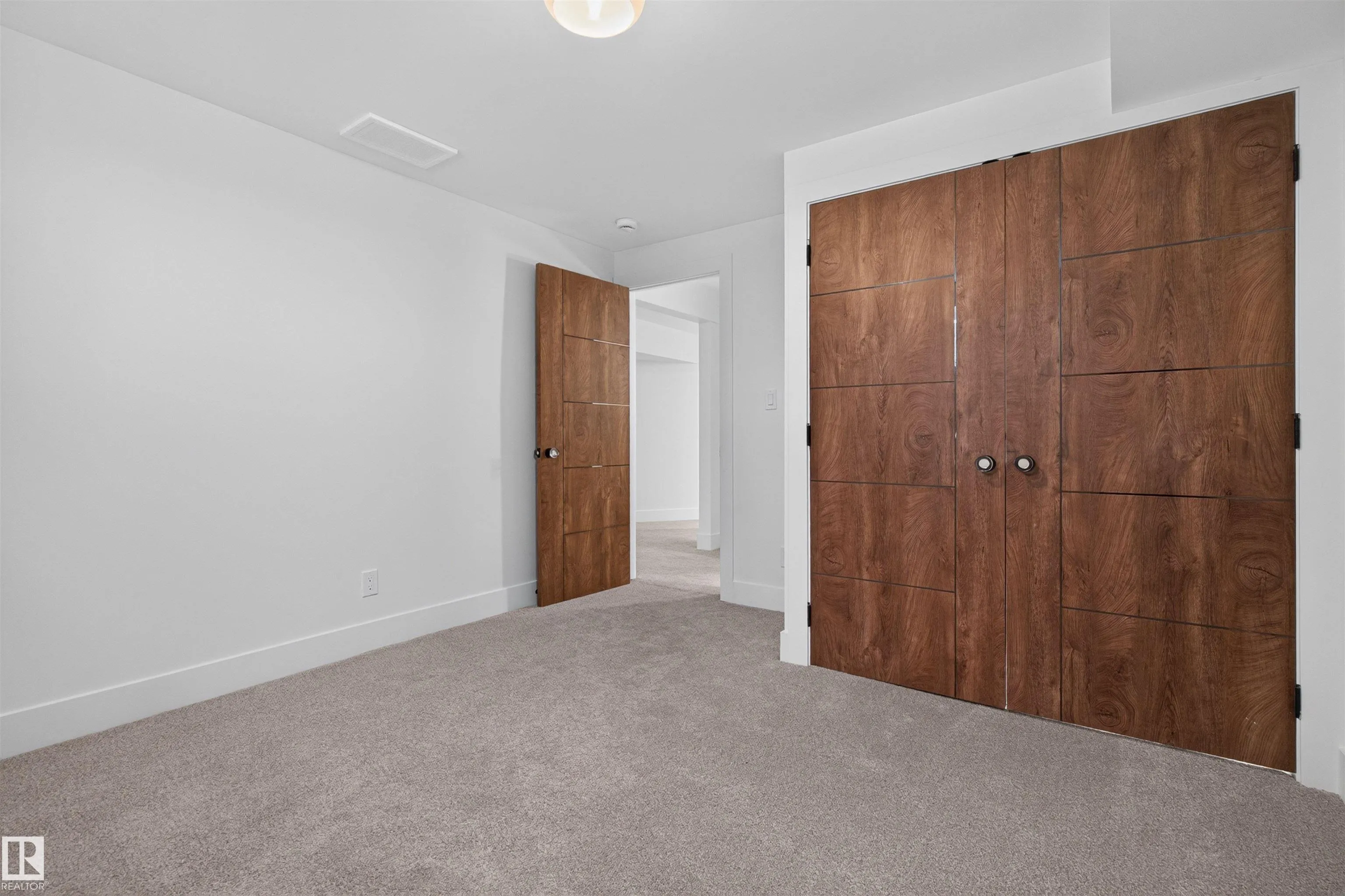 135 WALKER Road