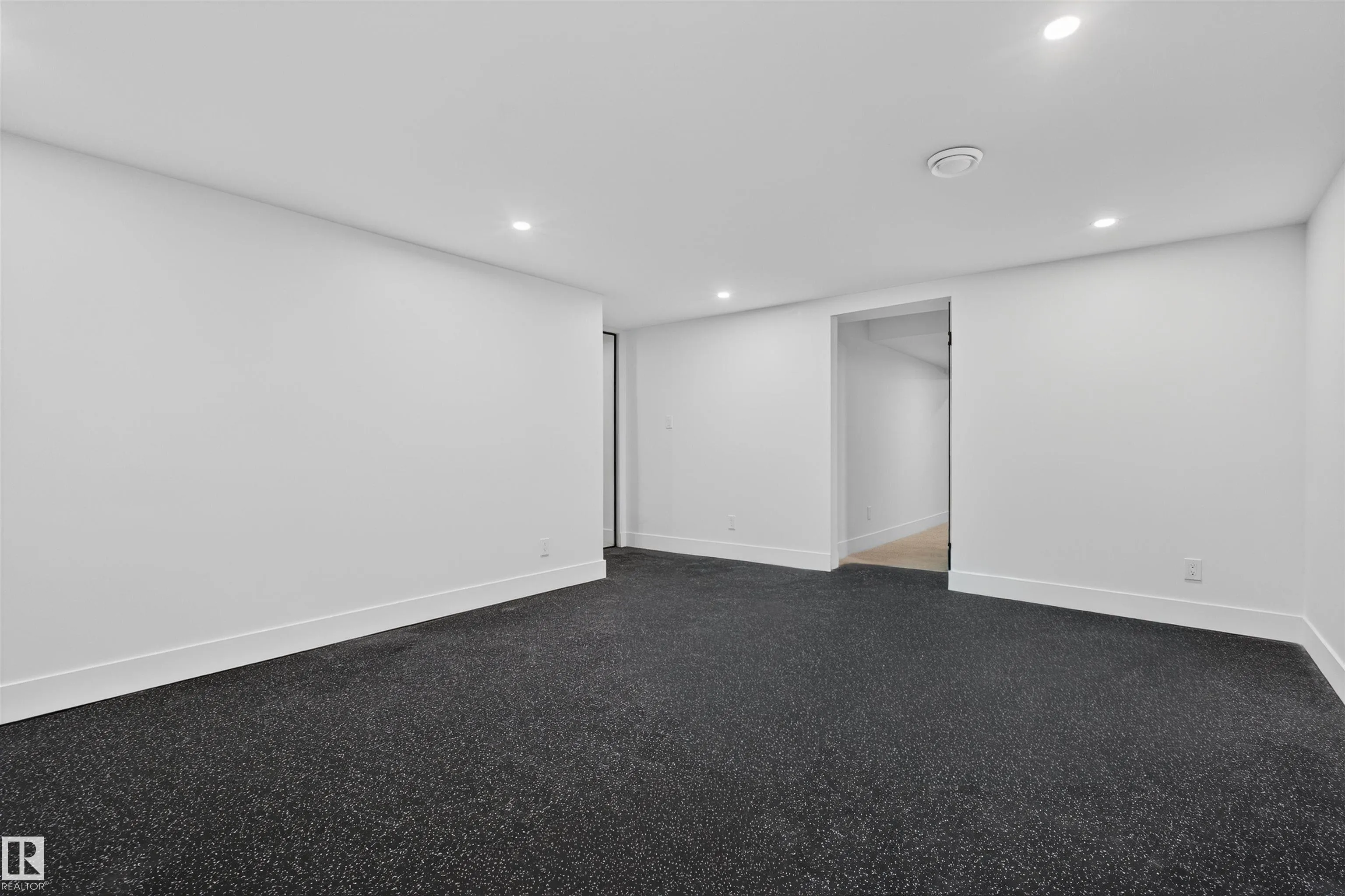 135 WALKER Road