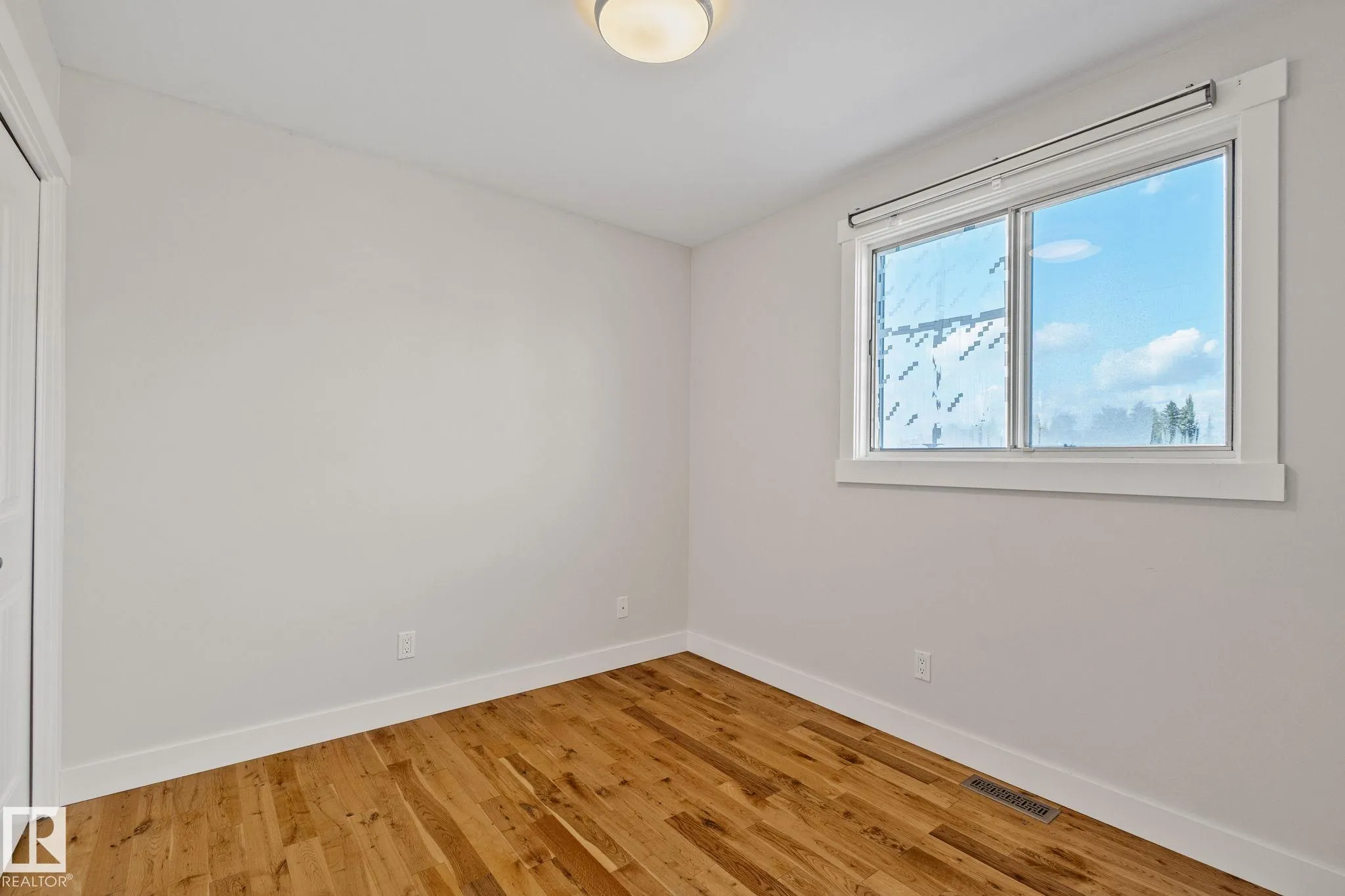 12403 29A Avenue