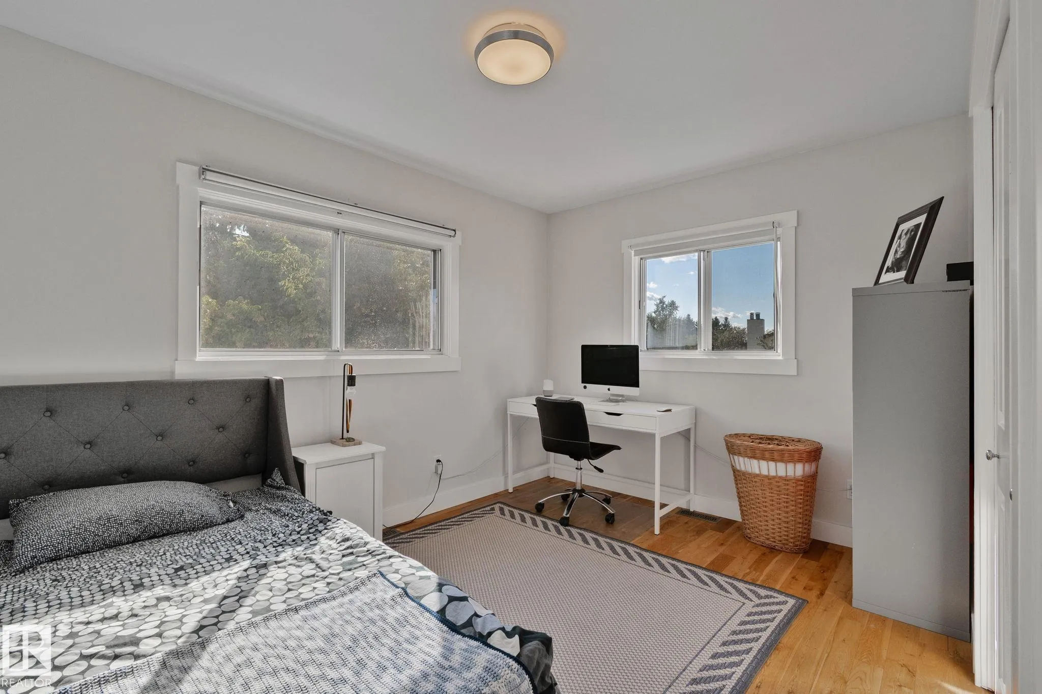 12403 29A Avenue