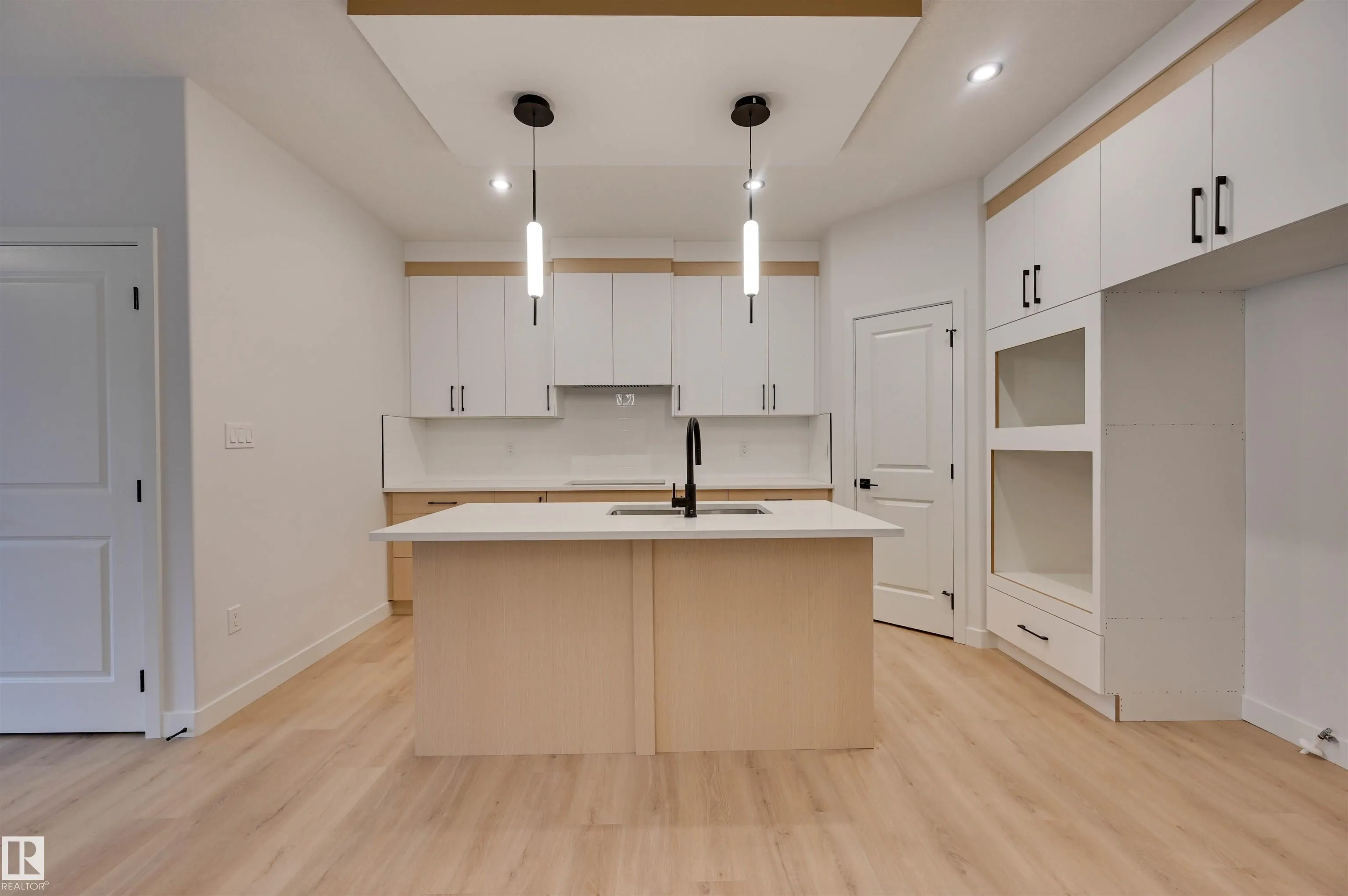 77 Juniper Wynd