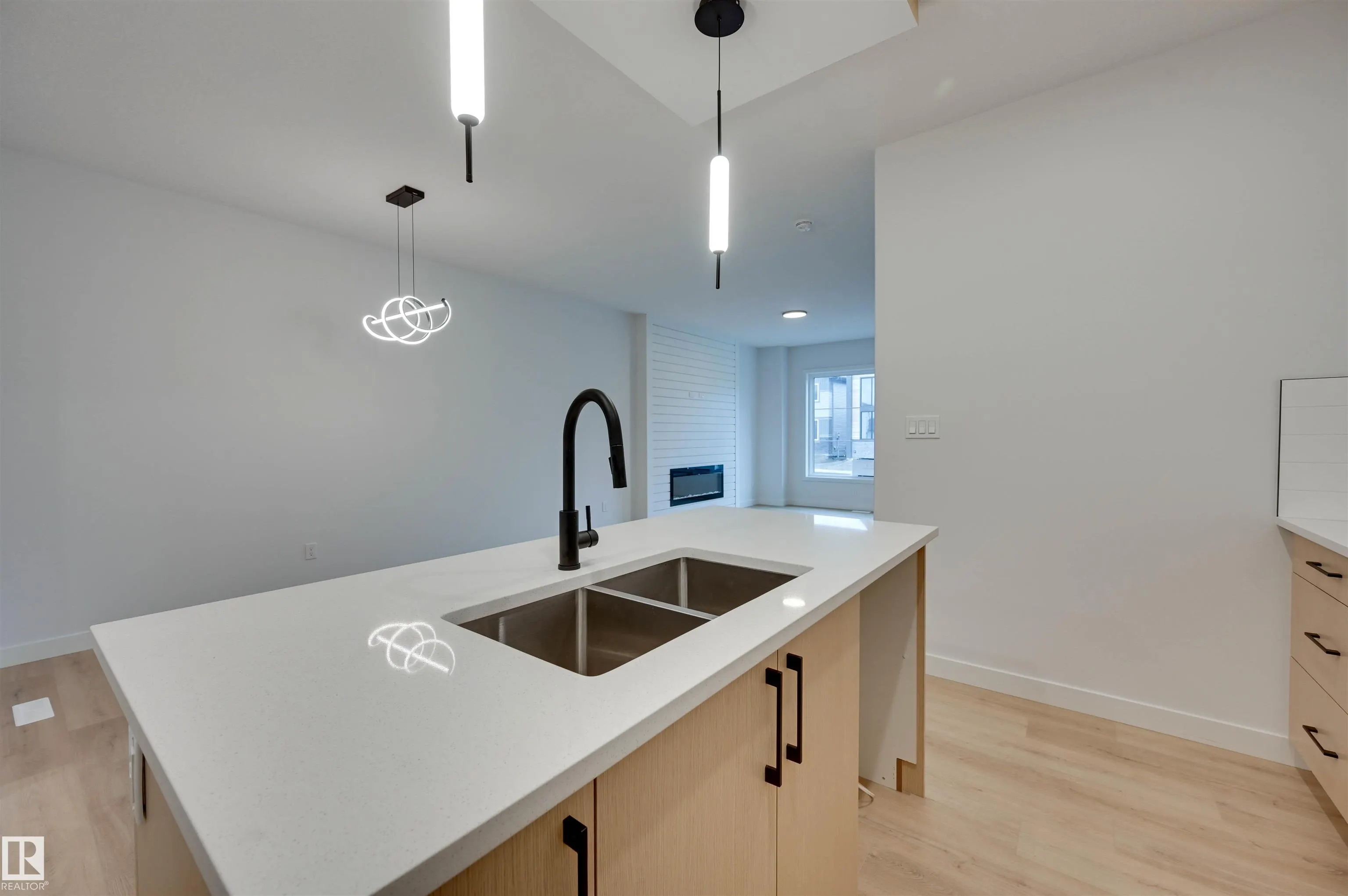 77 Juniper Wynd