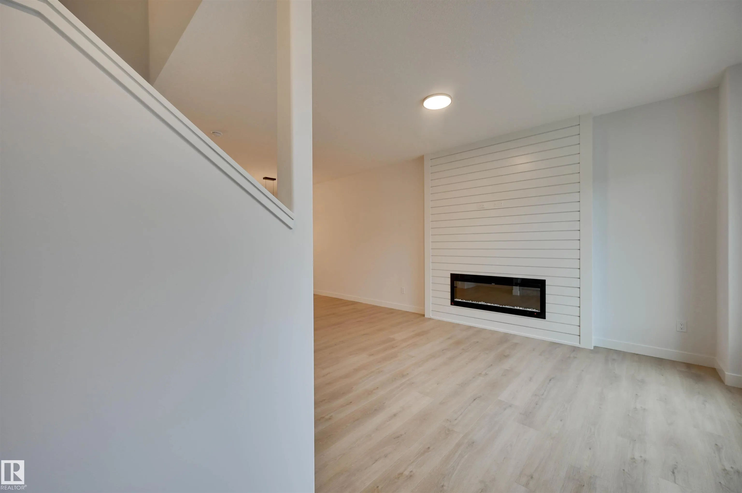 77 Juniper Wynd