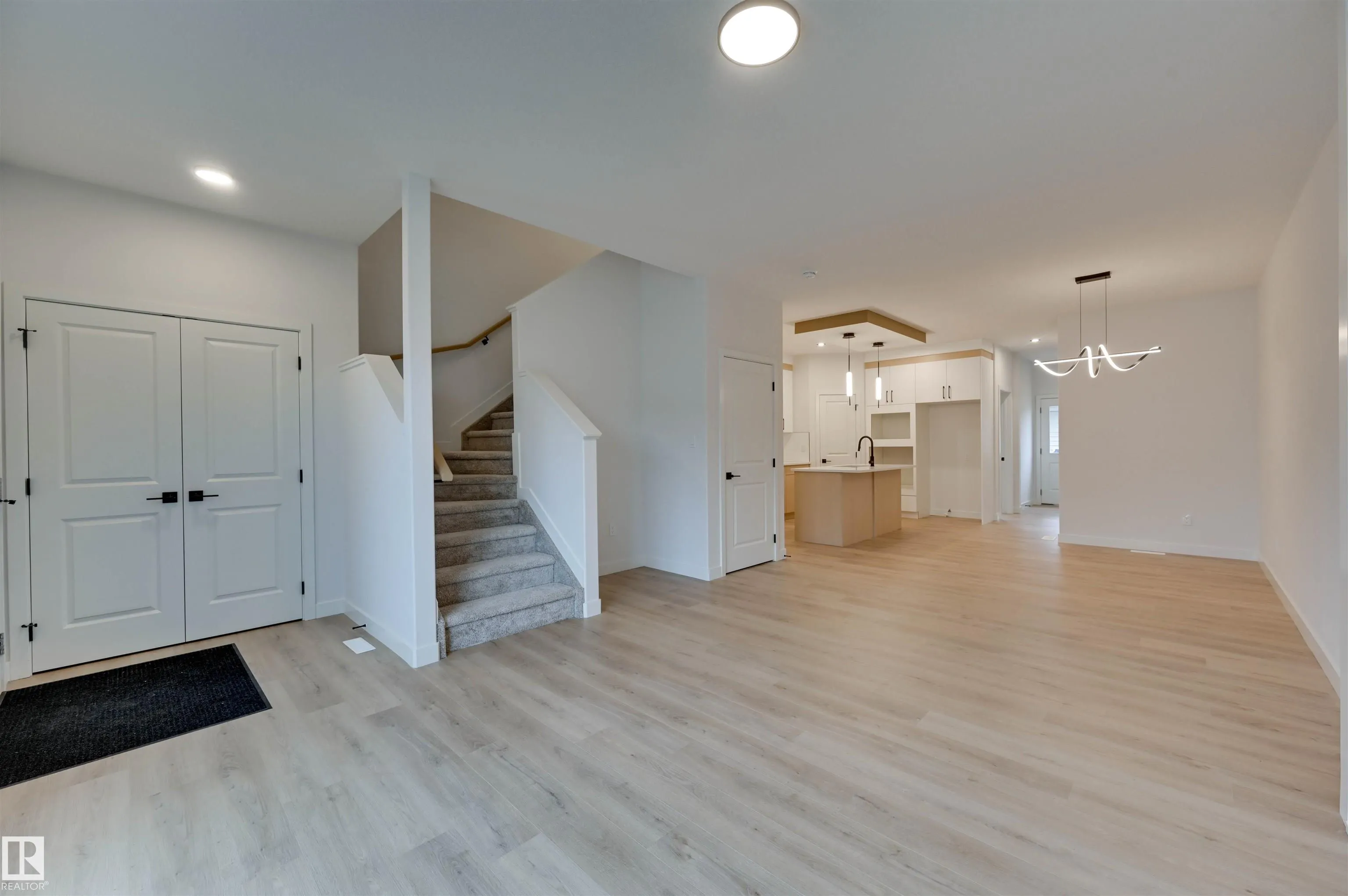 77 Juniper Wynd