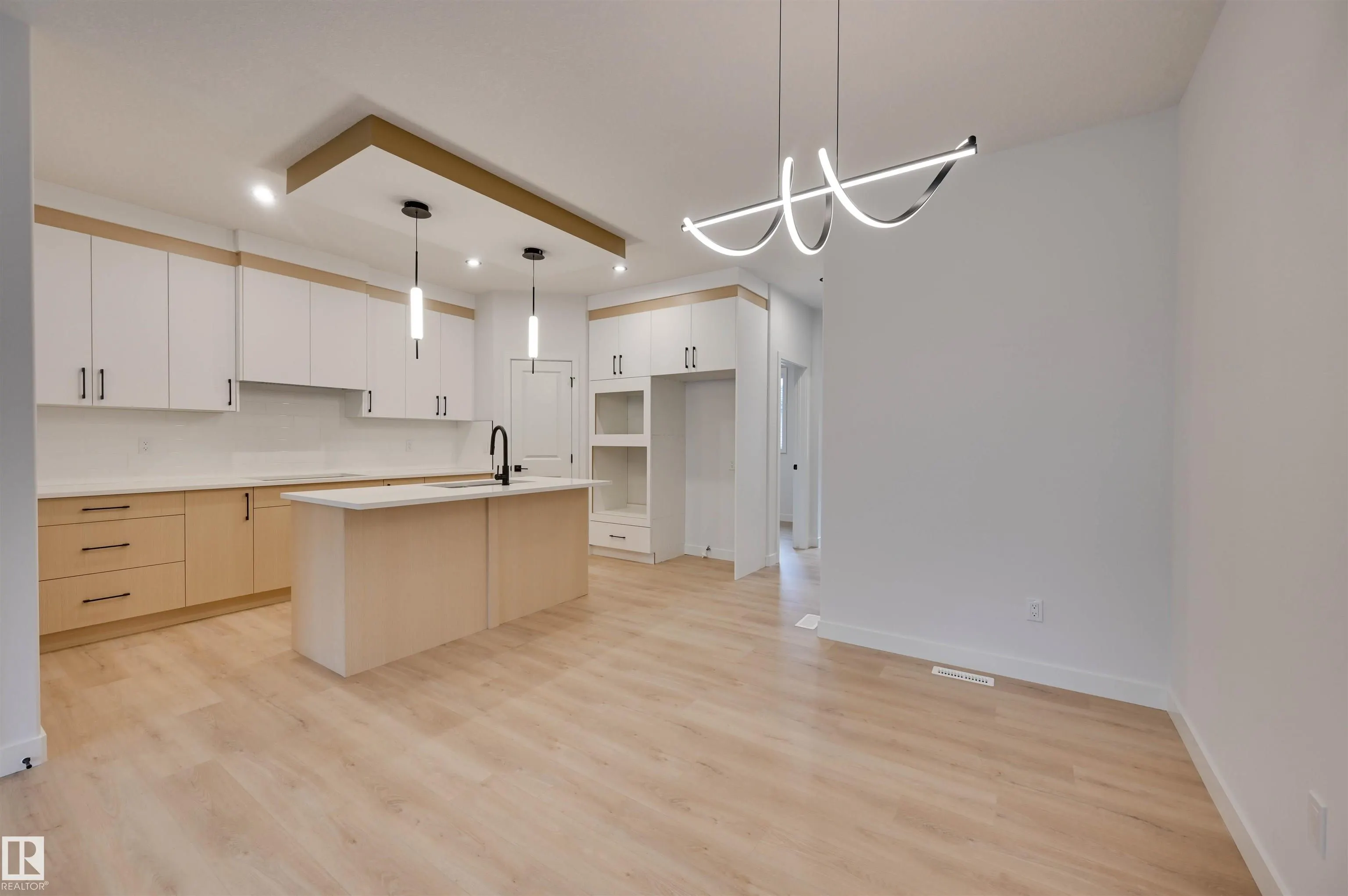77 Juniper Wynd