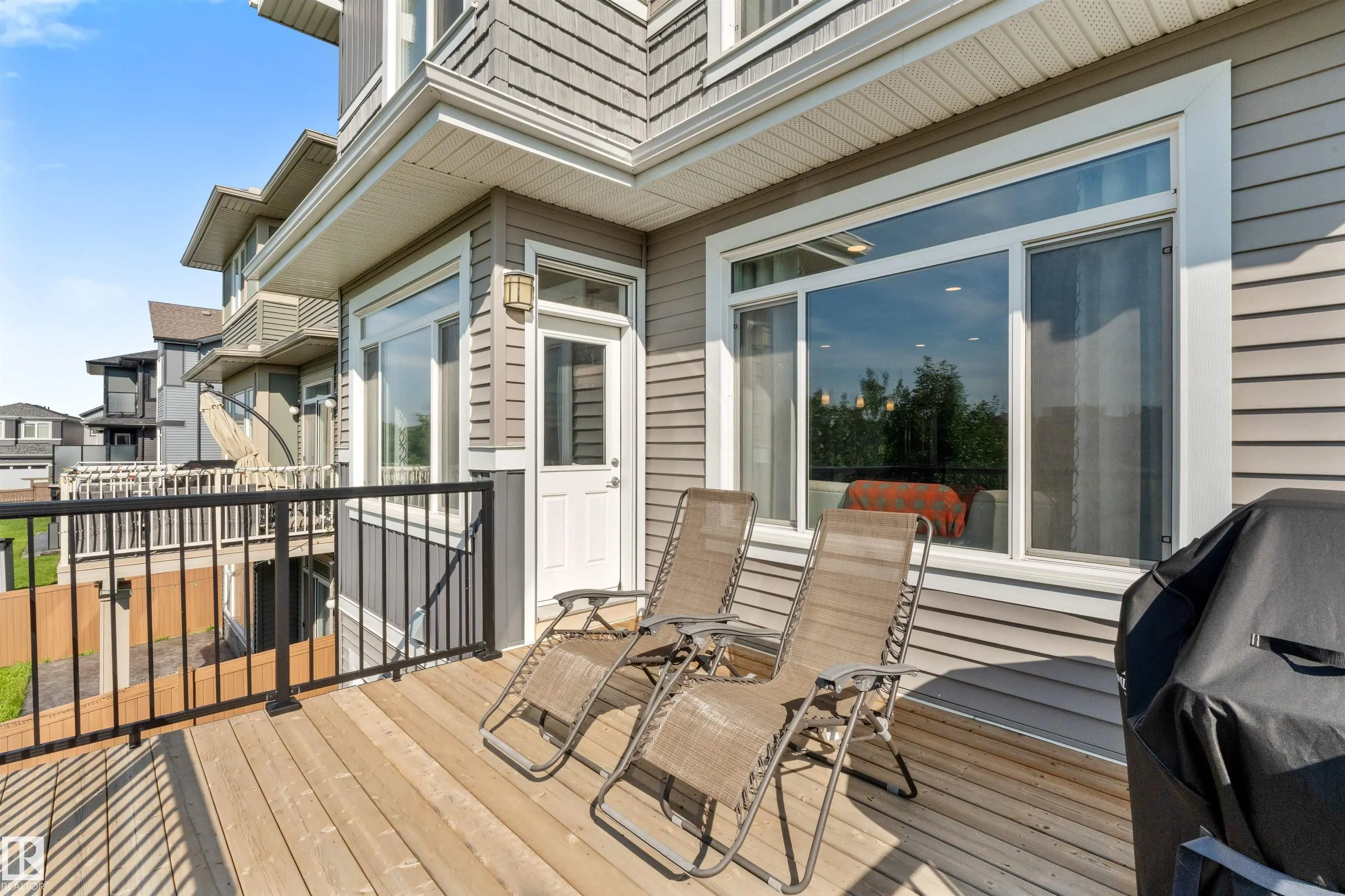 3334 PARKER Loop