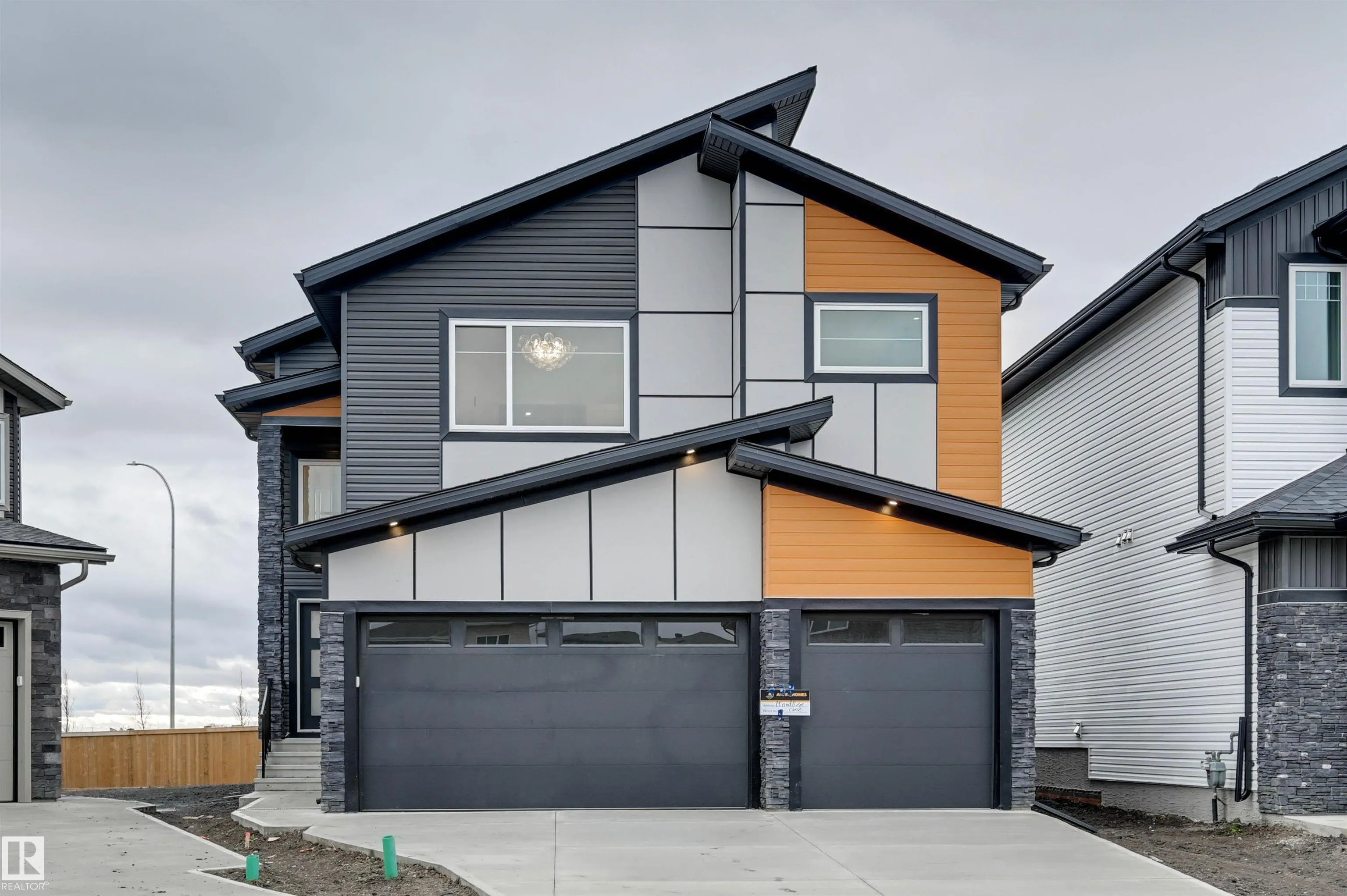 14 Owl Ridge Close