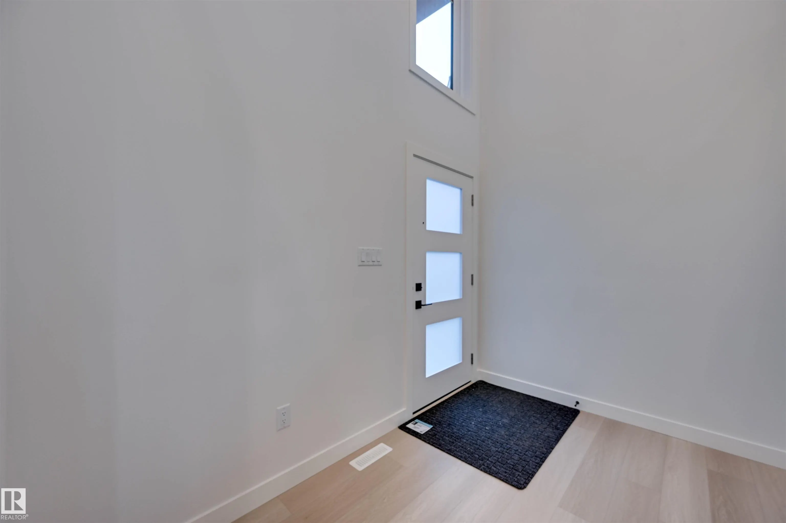 14 Owl Ridge Close