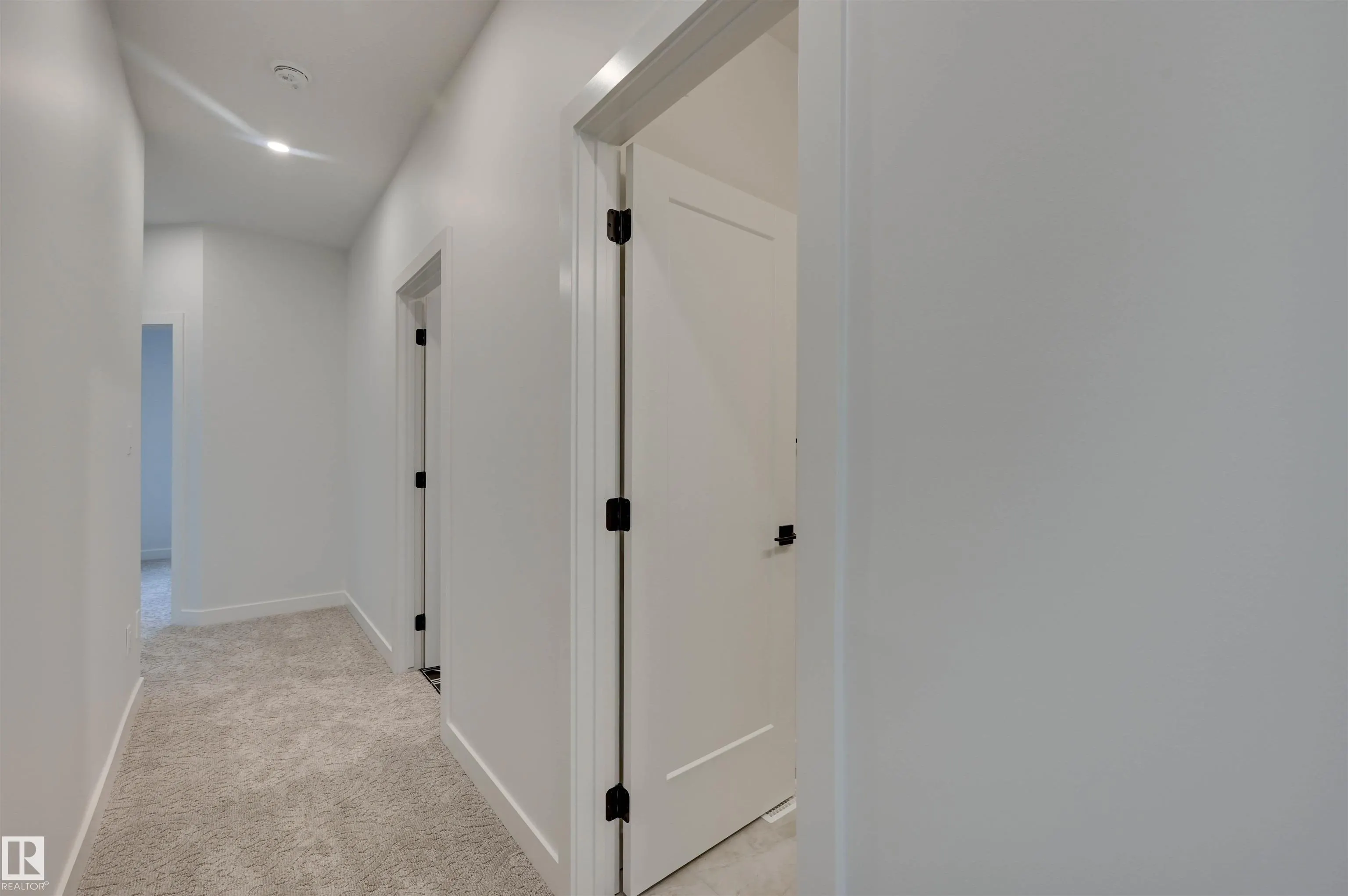 1 Owl Rdige Close