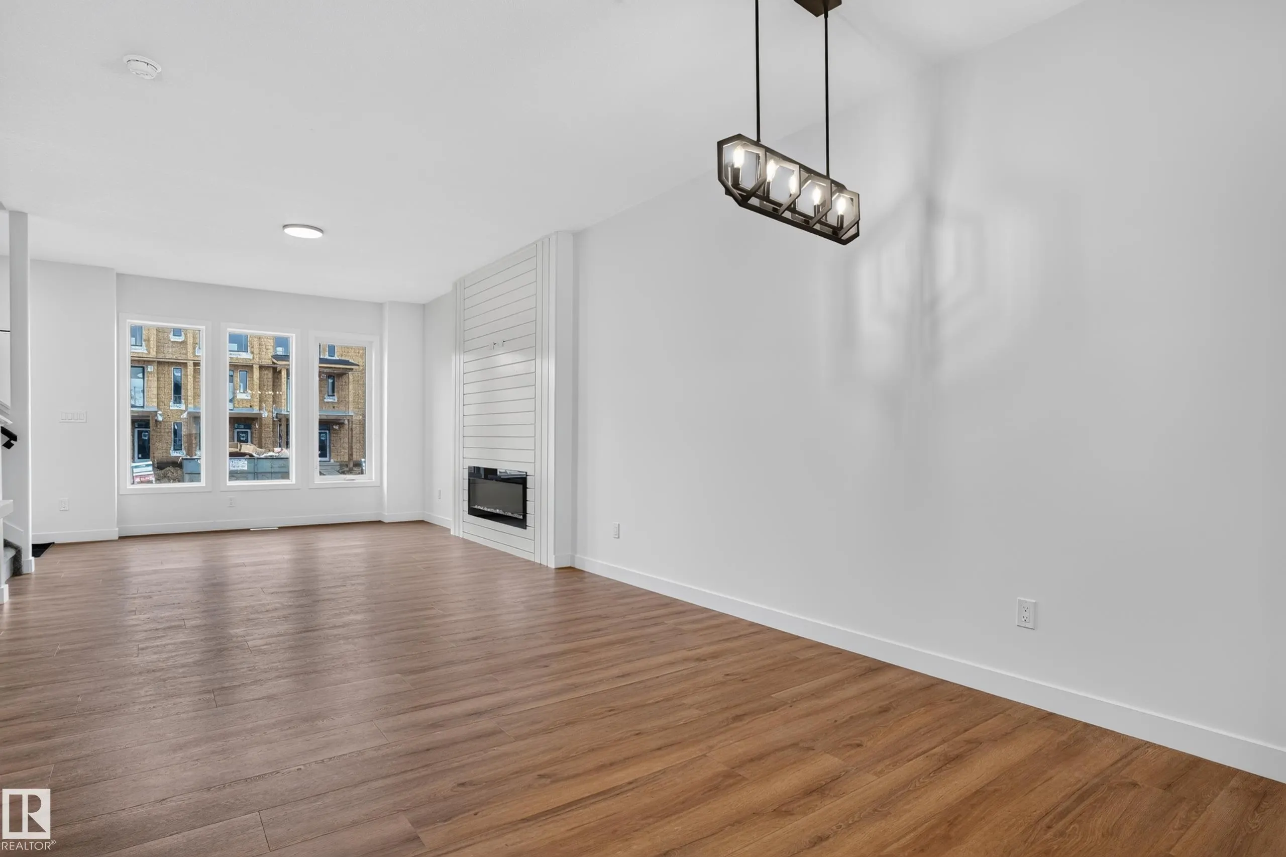 111 Westwind Drive