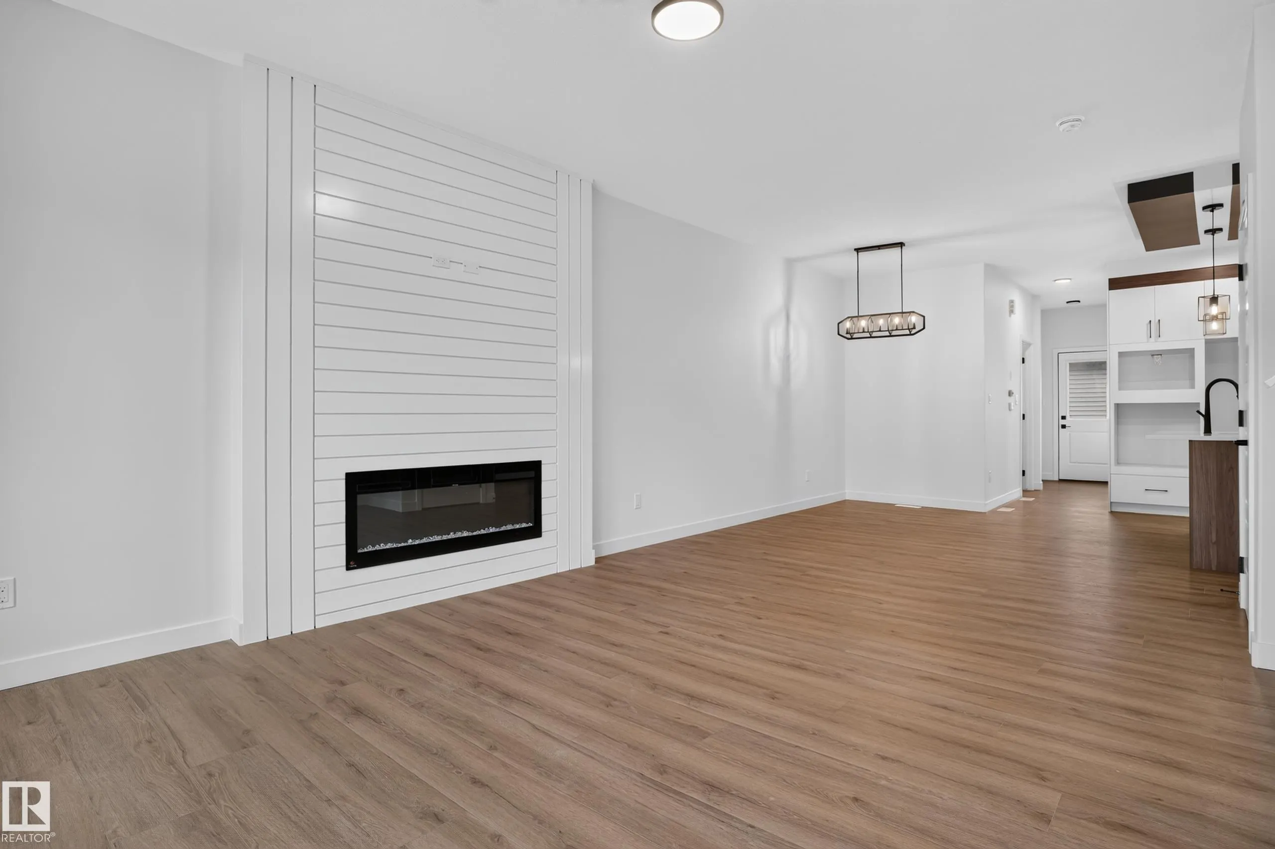 111 Westwind Drive