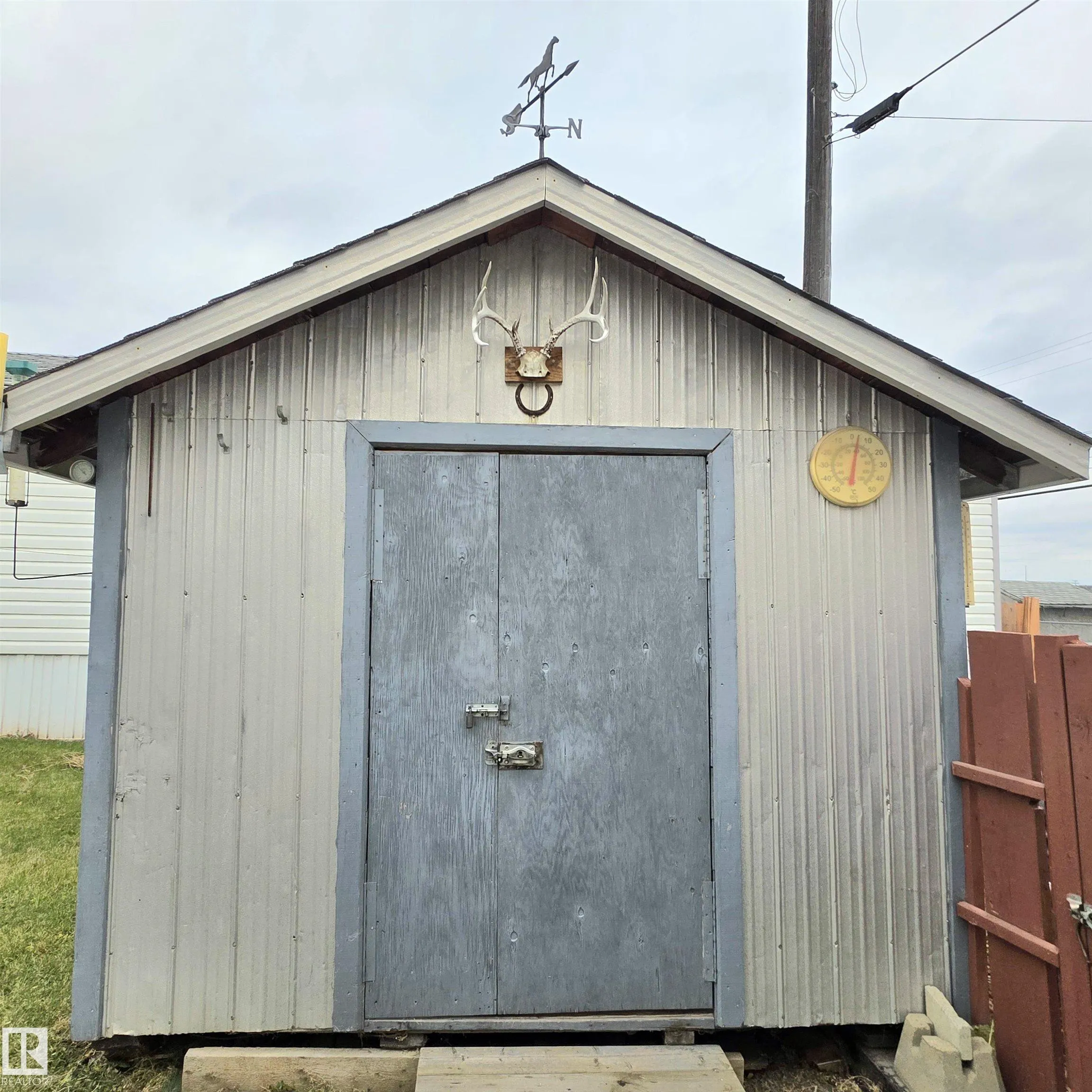 #106 5309 52 Street