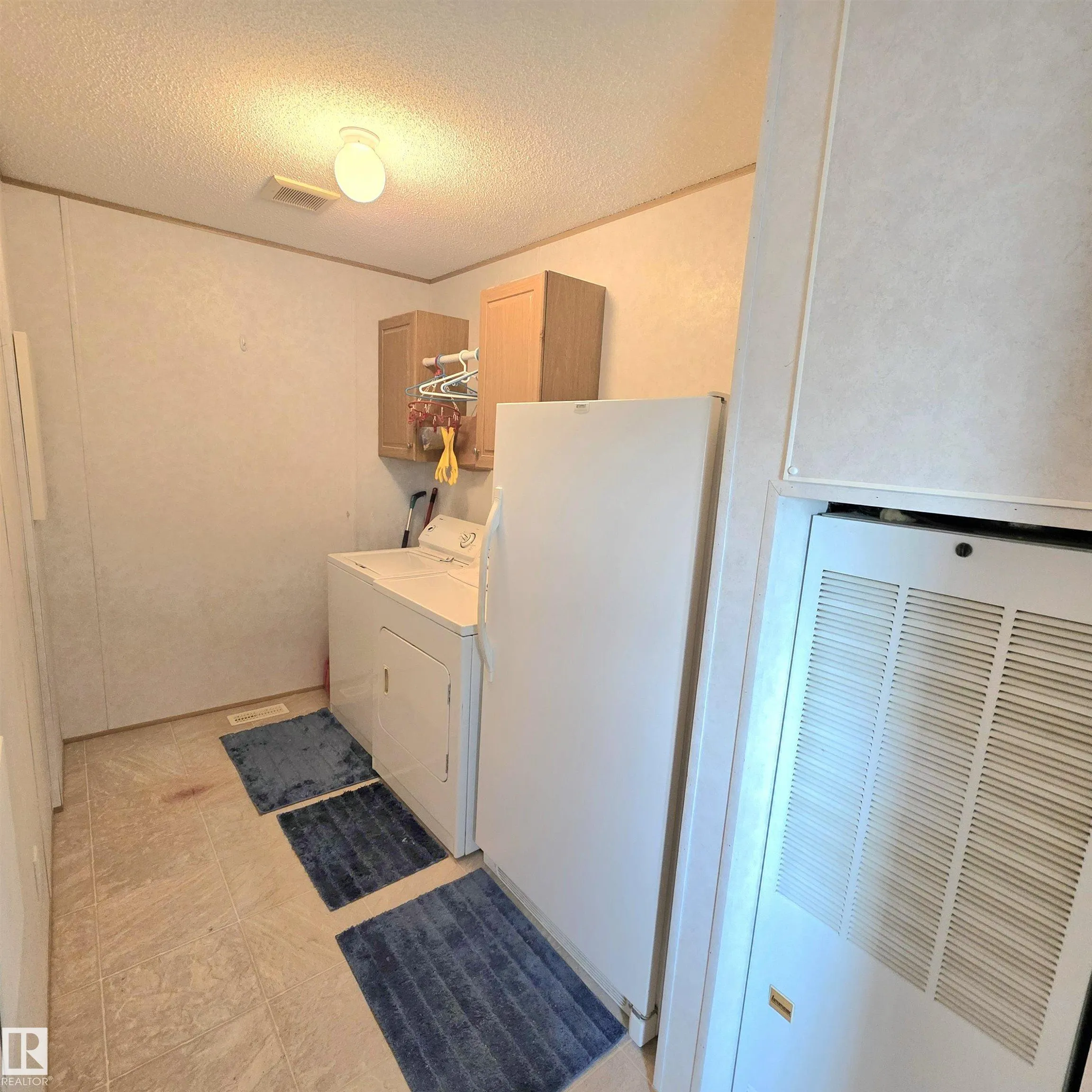 #106 5309 52 Street