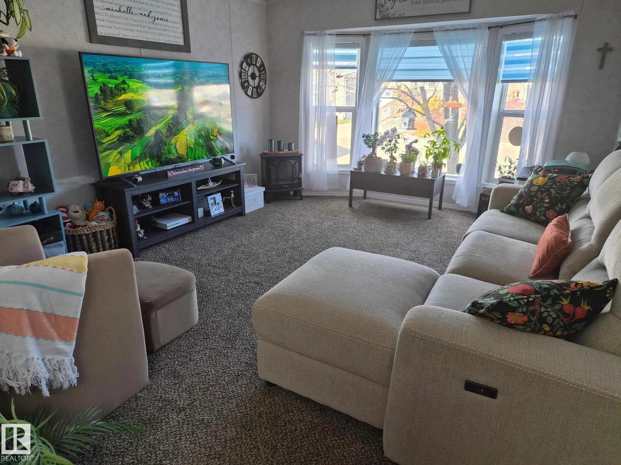 245 Oak Wood Drive