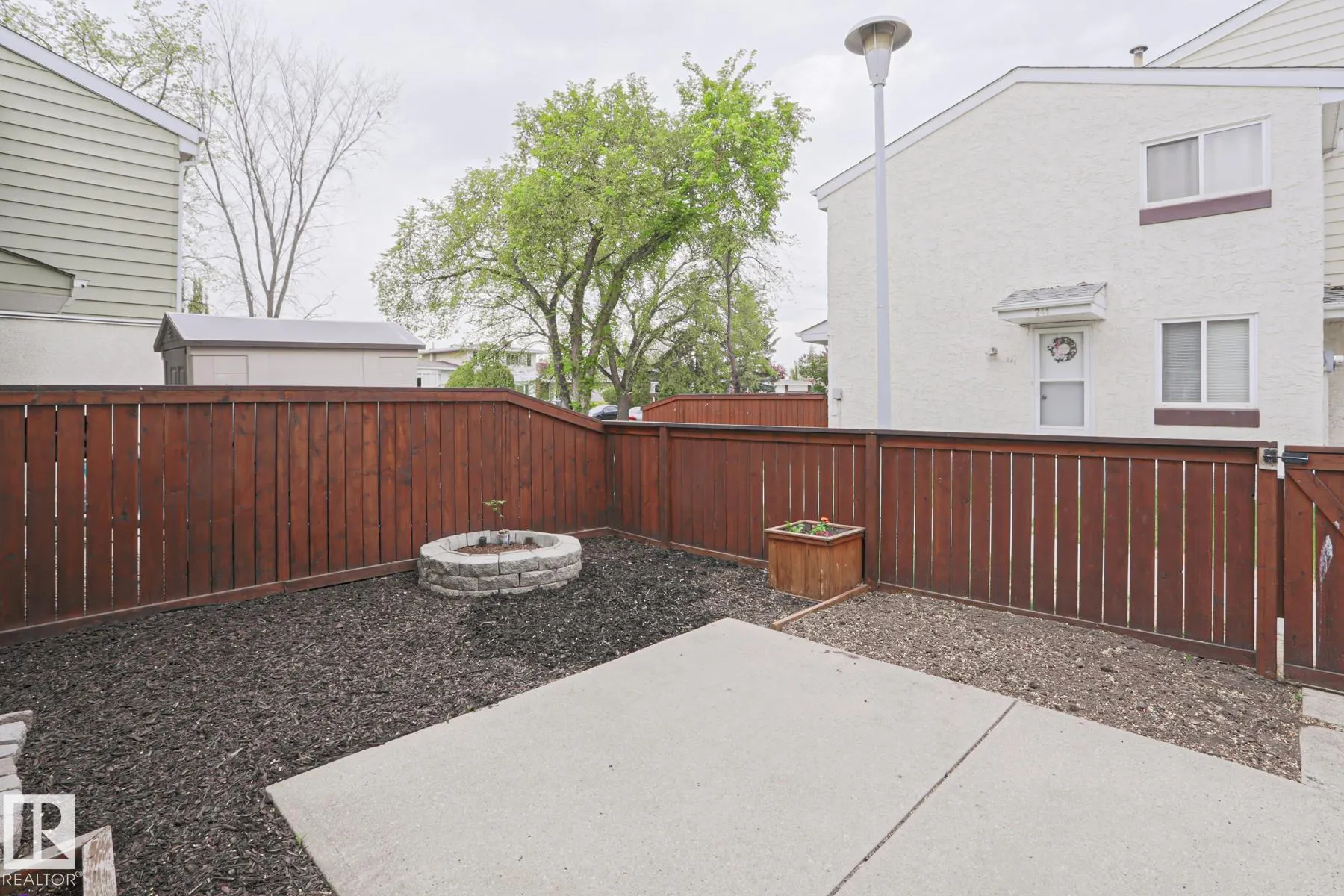 238 PRIMROSE GARDENS Gardens