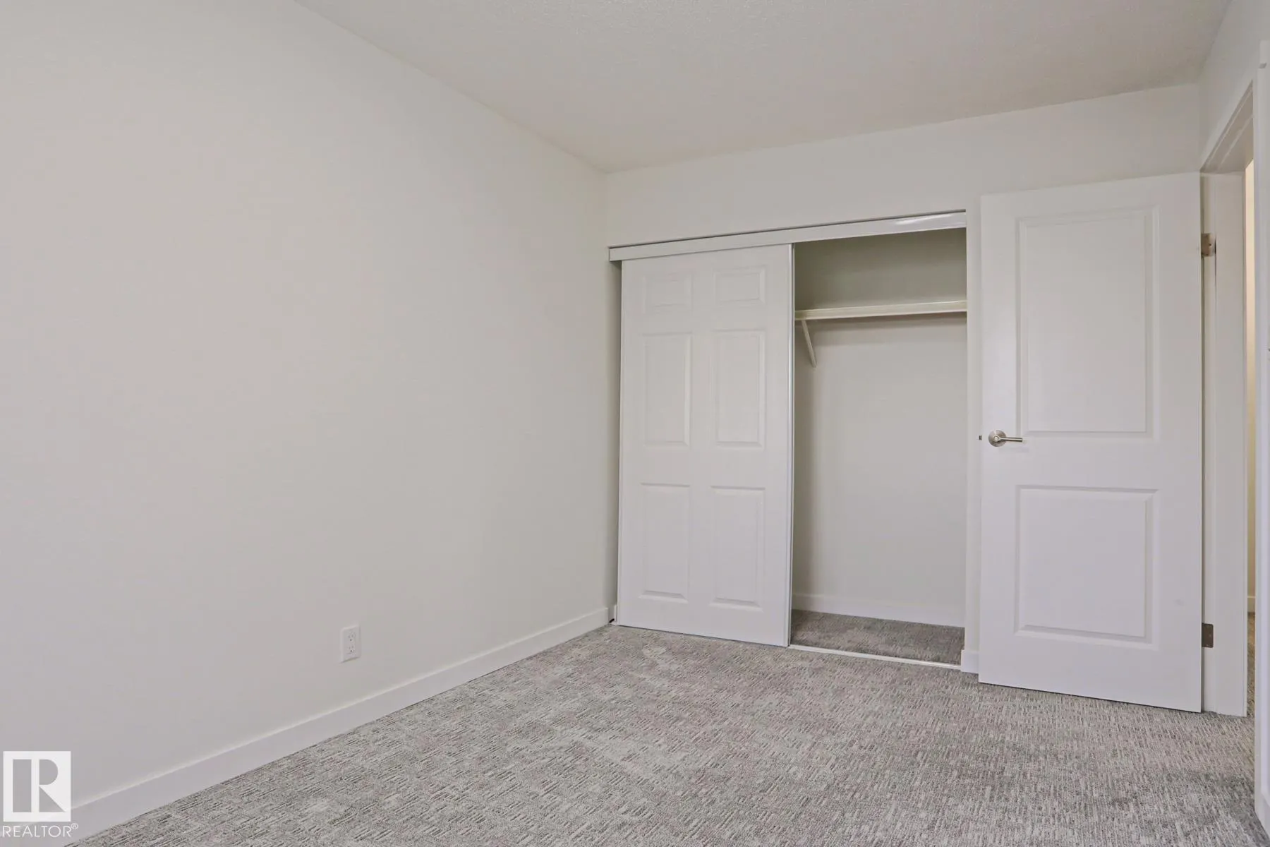 238 PRIMROSE GARDENS Gardens