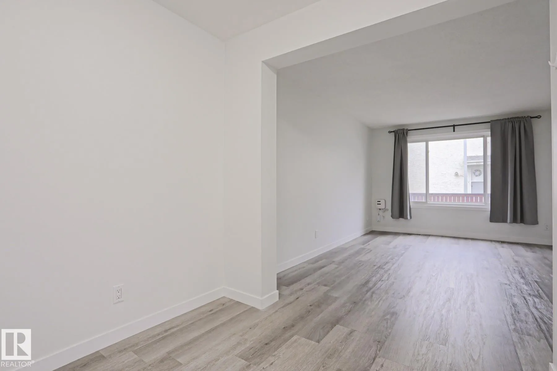 238 PRIMROSE GARDENS Gardens