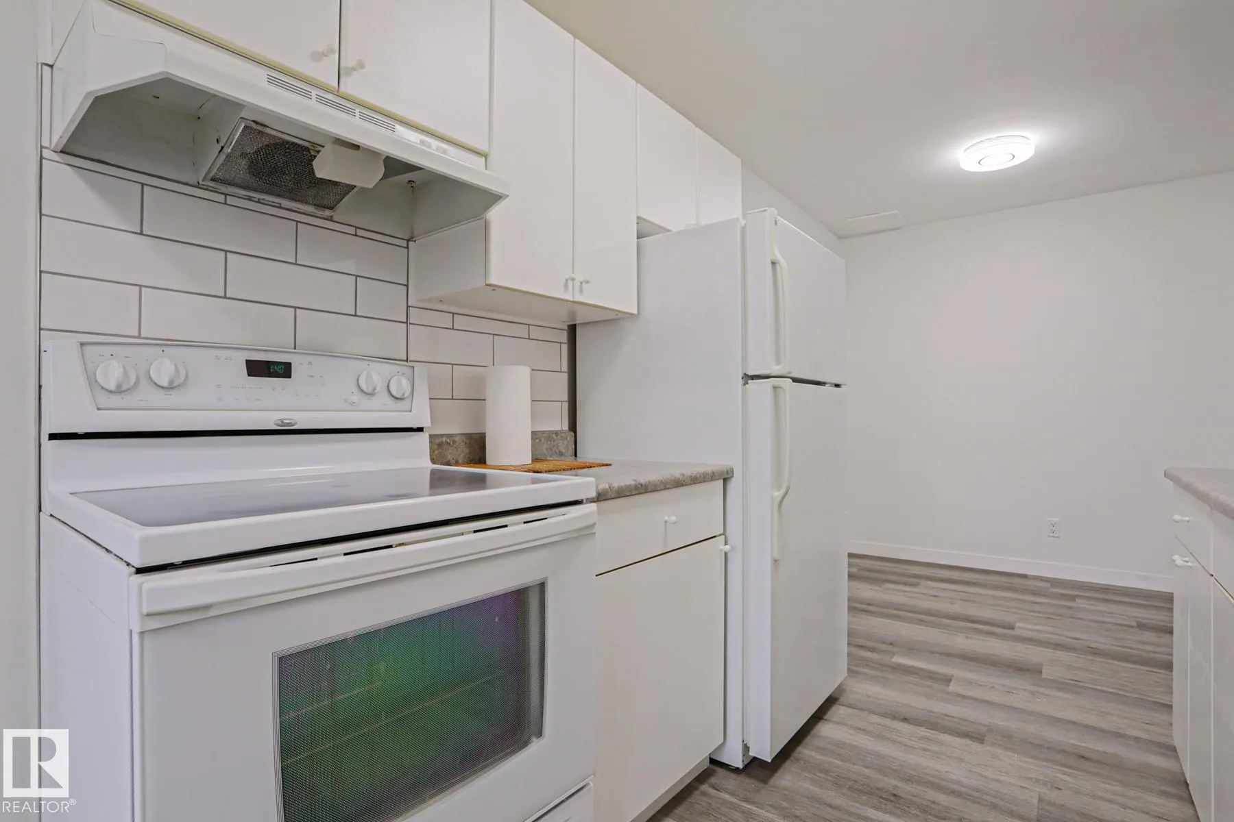 238 PRIMROSE GARDENS Gardens