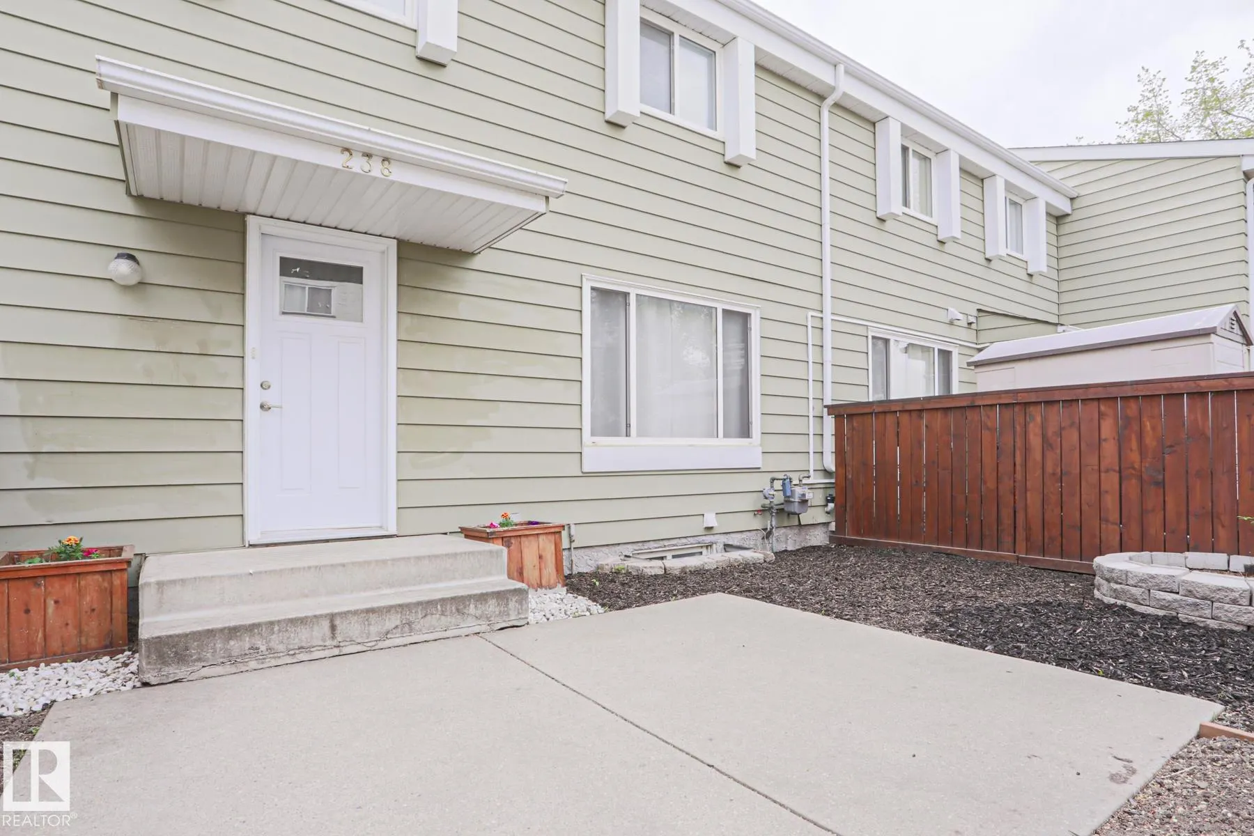 238 PRIMROSE GARDENS Gardens