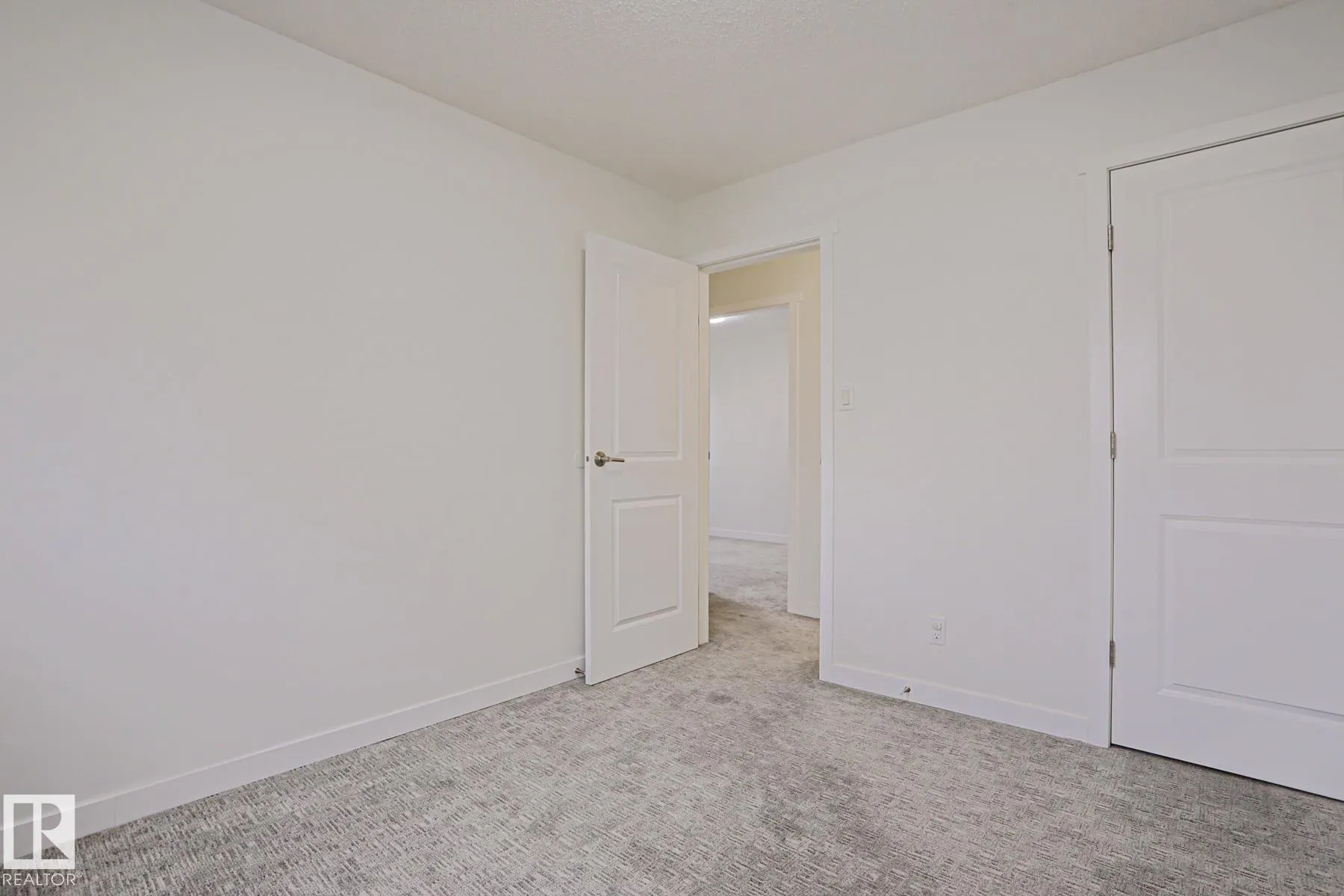 238 PRIMROSE GARDENS Gardens