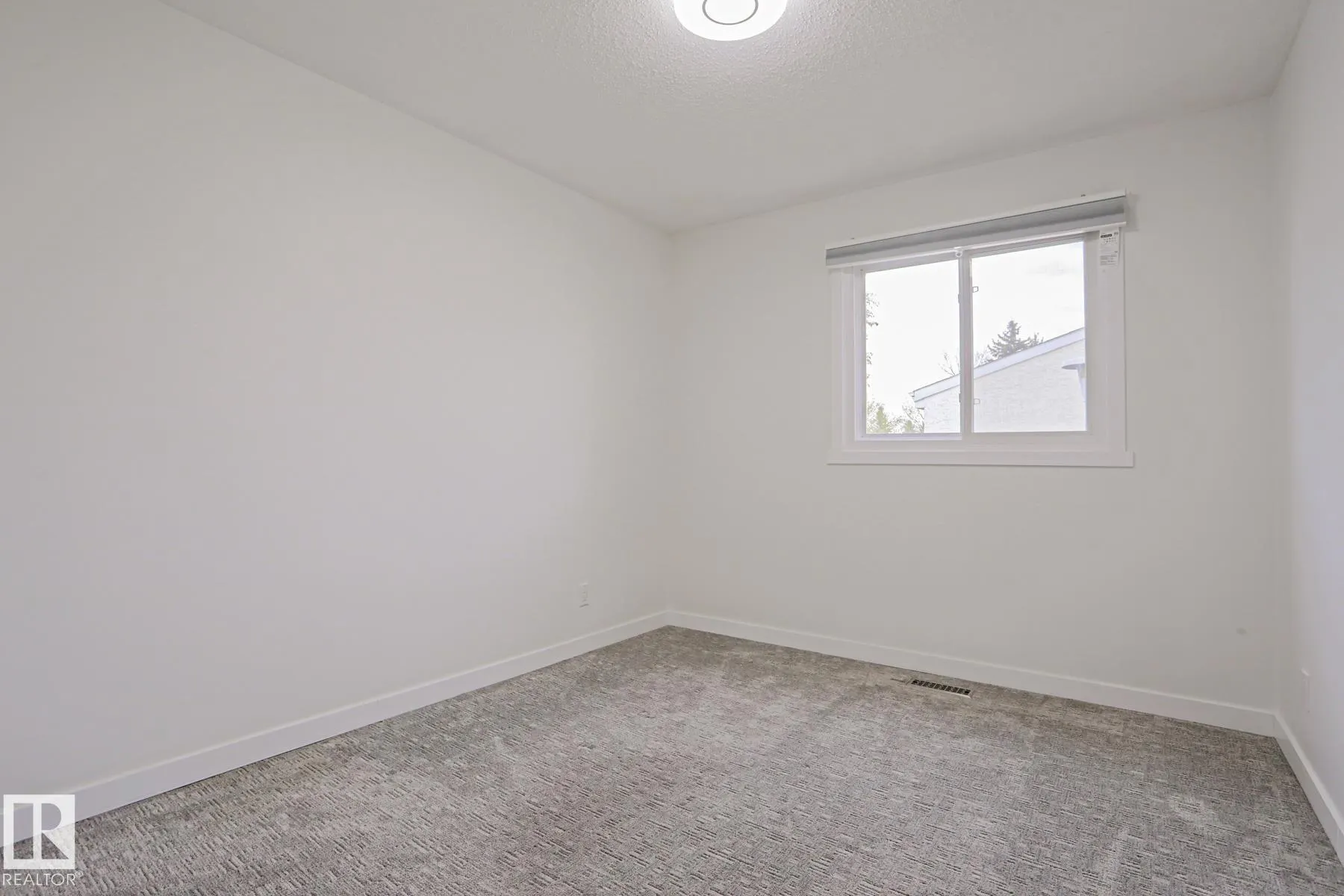 238 PRIMROSE GARDENS Gardens