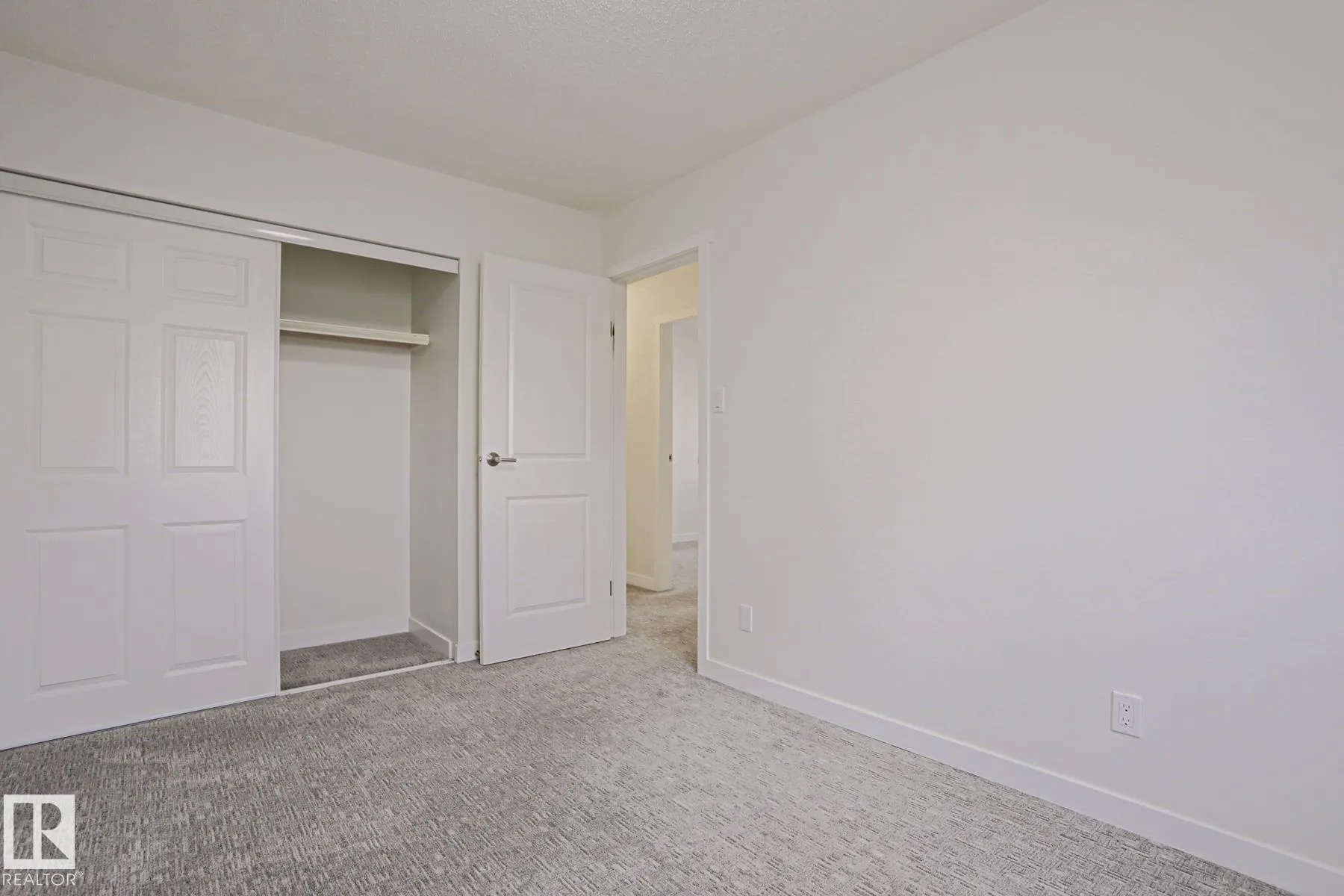 238 PRIMROSE GARDENS Gardens
