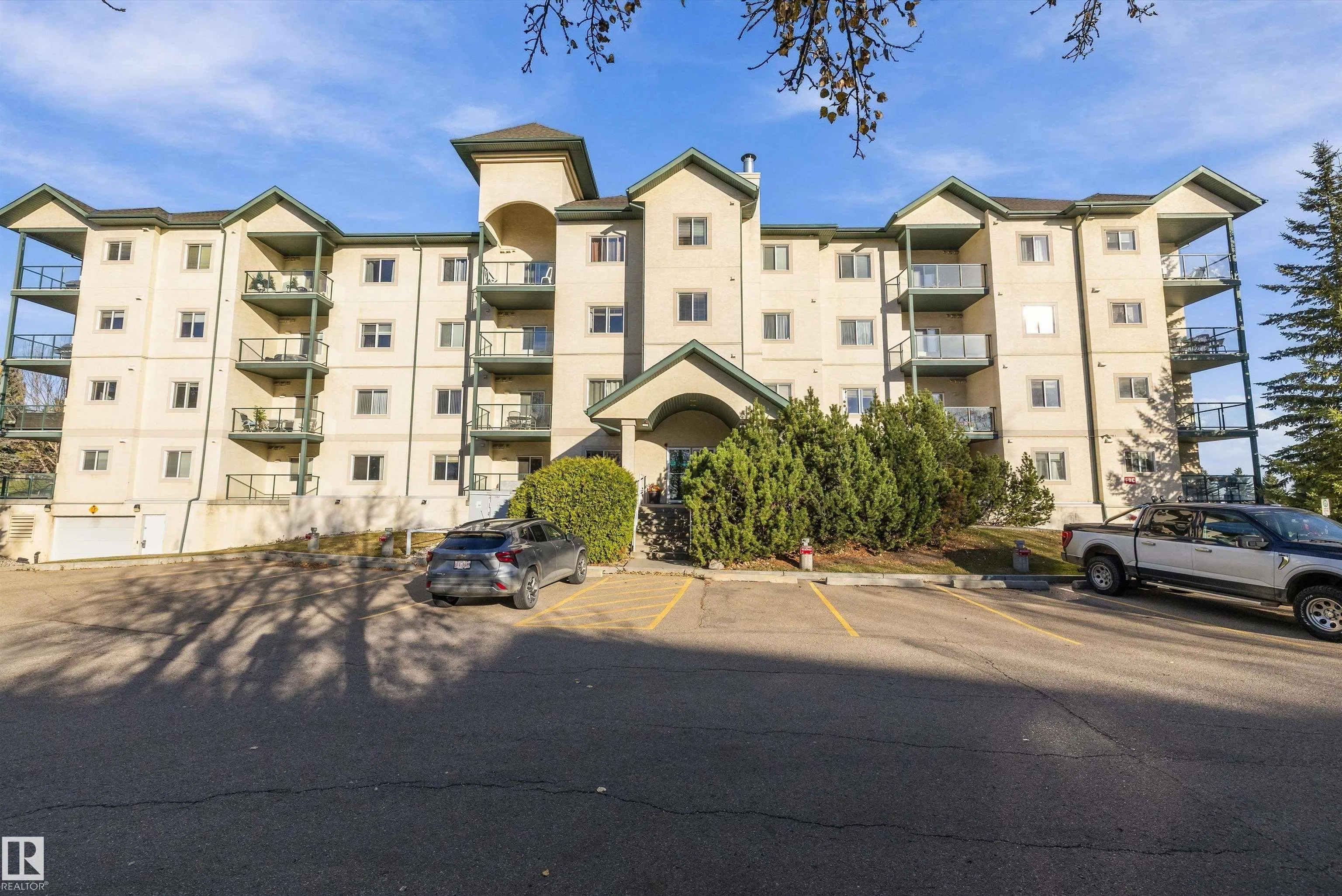 304 LEWIS ESTATES Boulevard