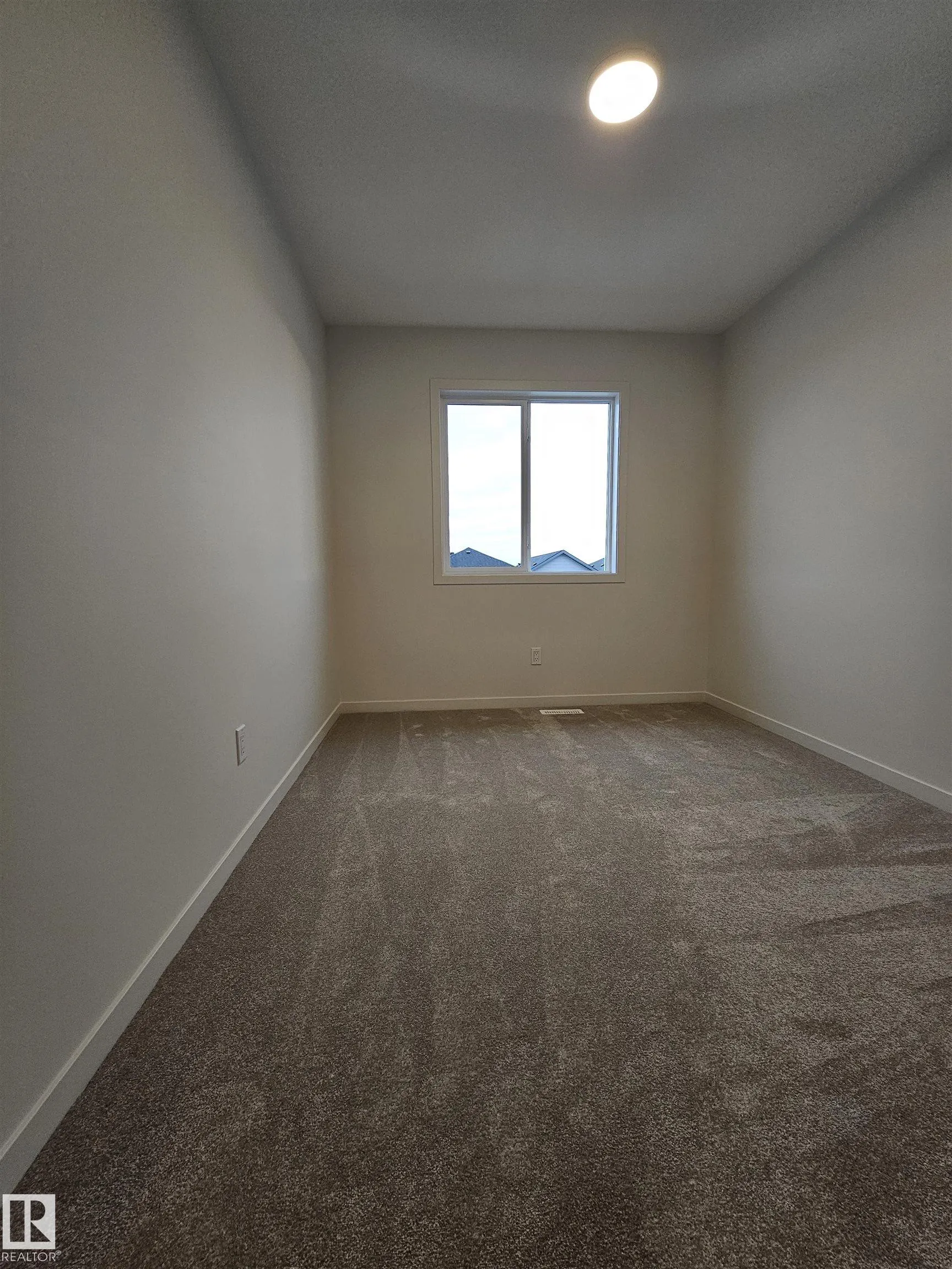 3605 Triomphe Boulevard