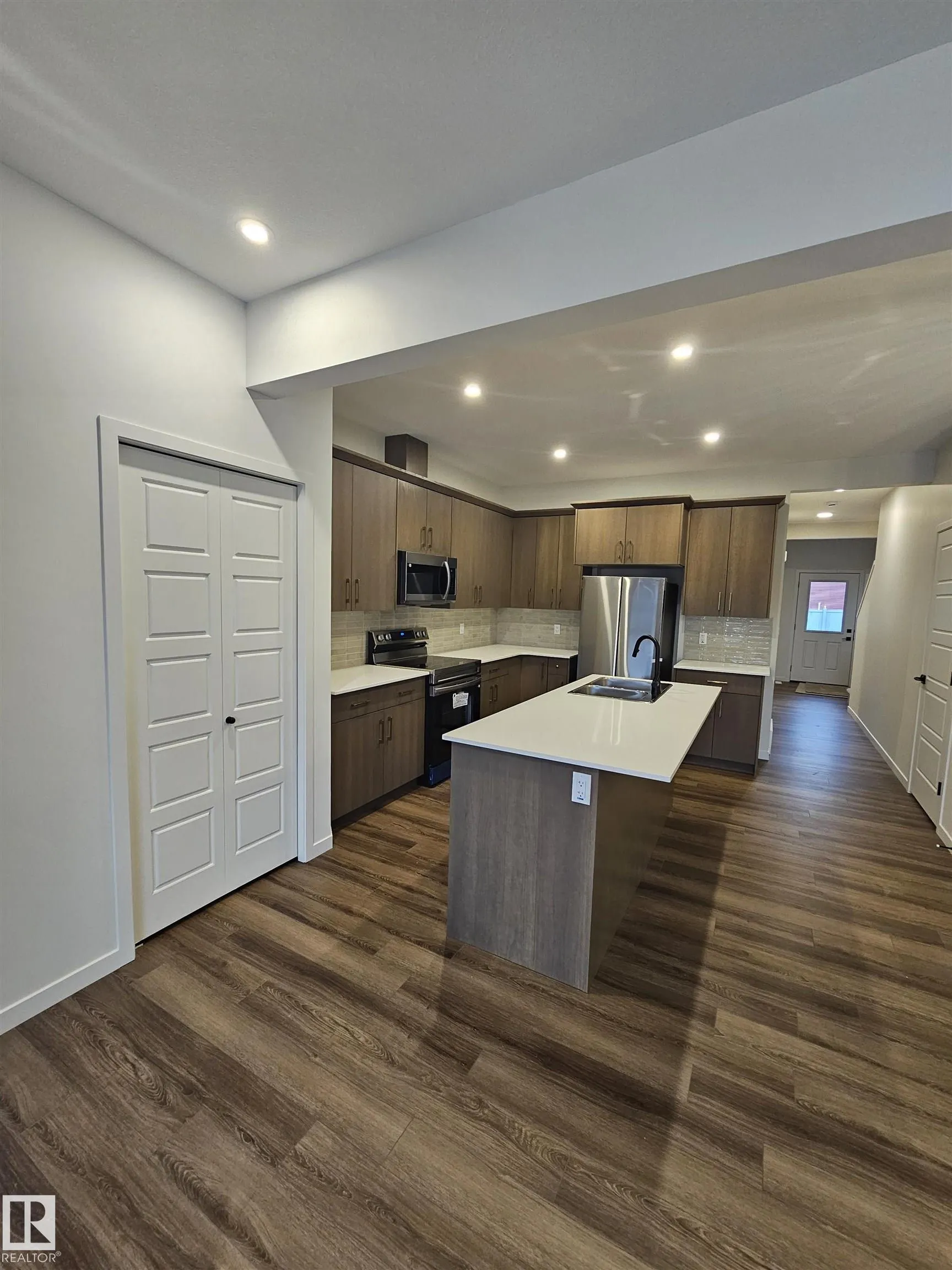 3605 Triomphe Boulevard