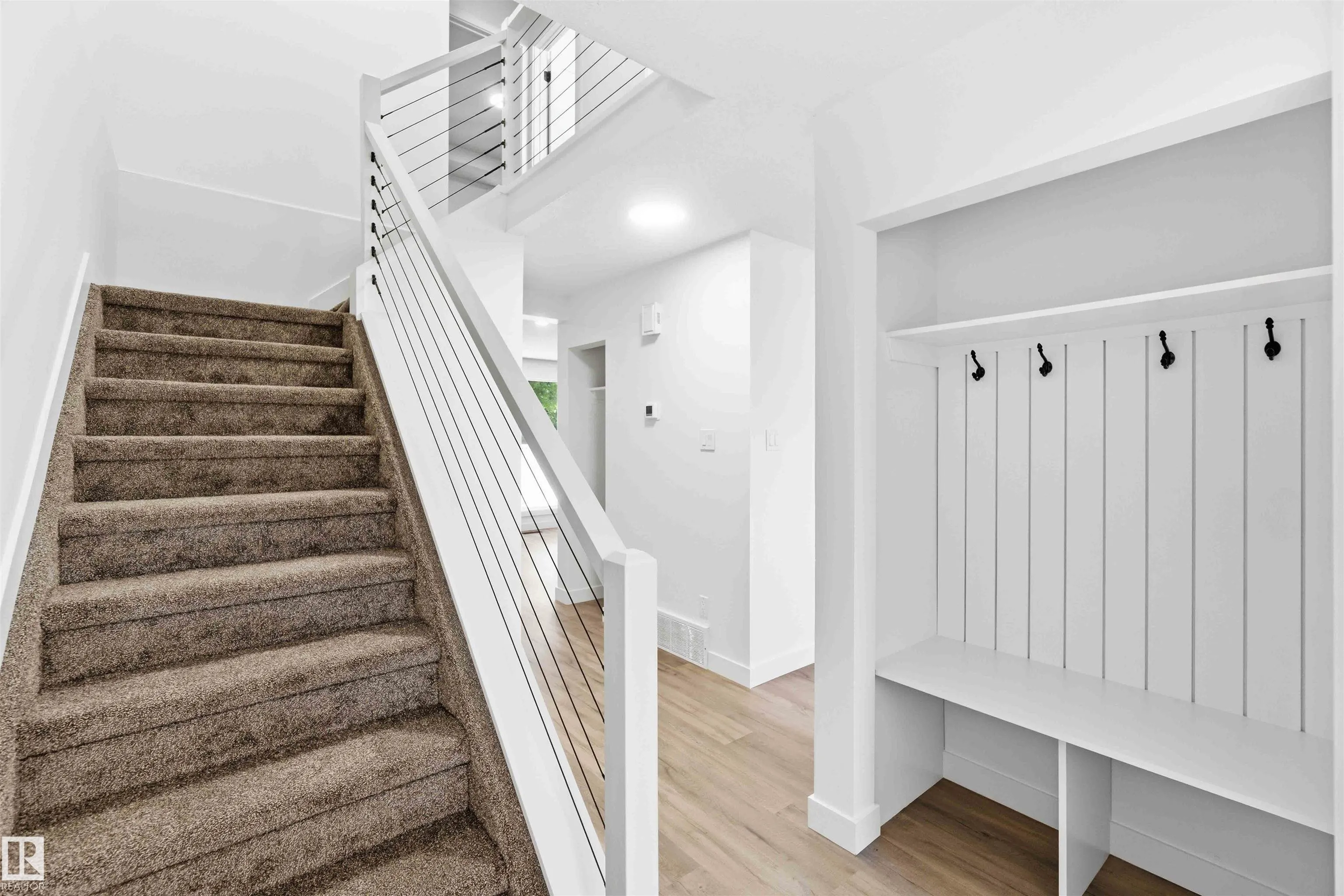 350 CLAREVIEW Road