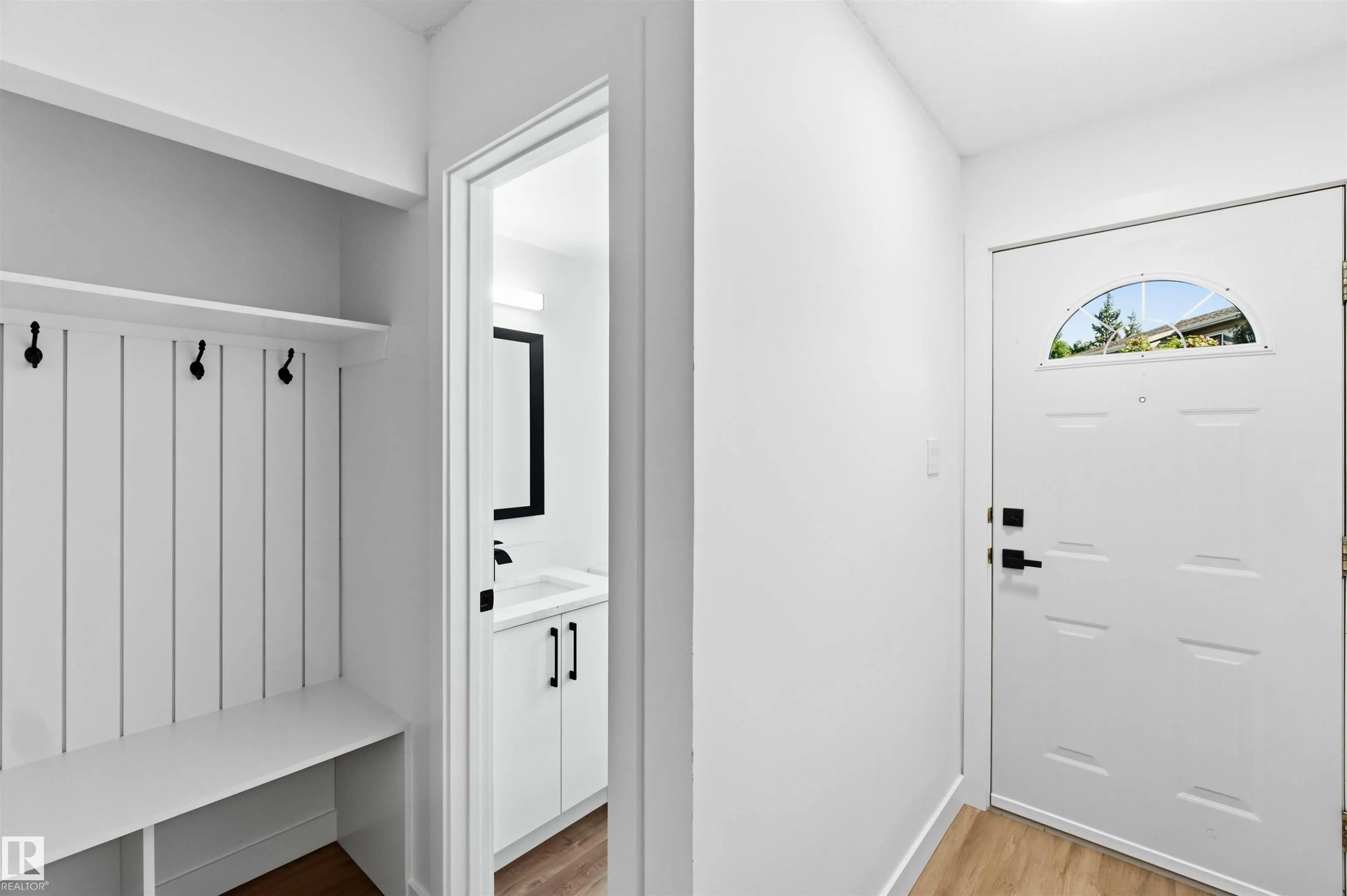 350 CLAREVIEW Road