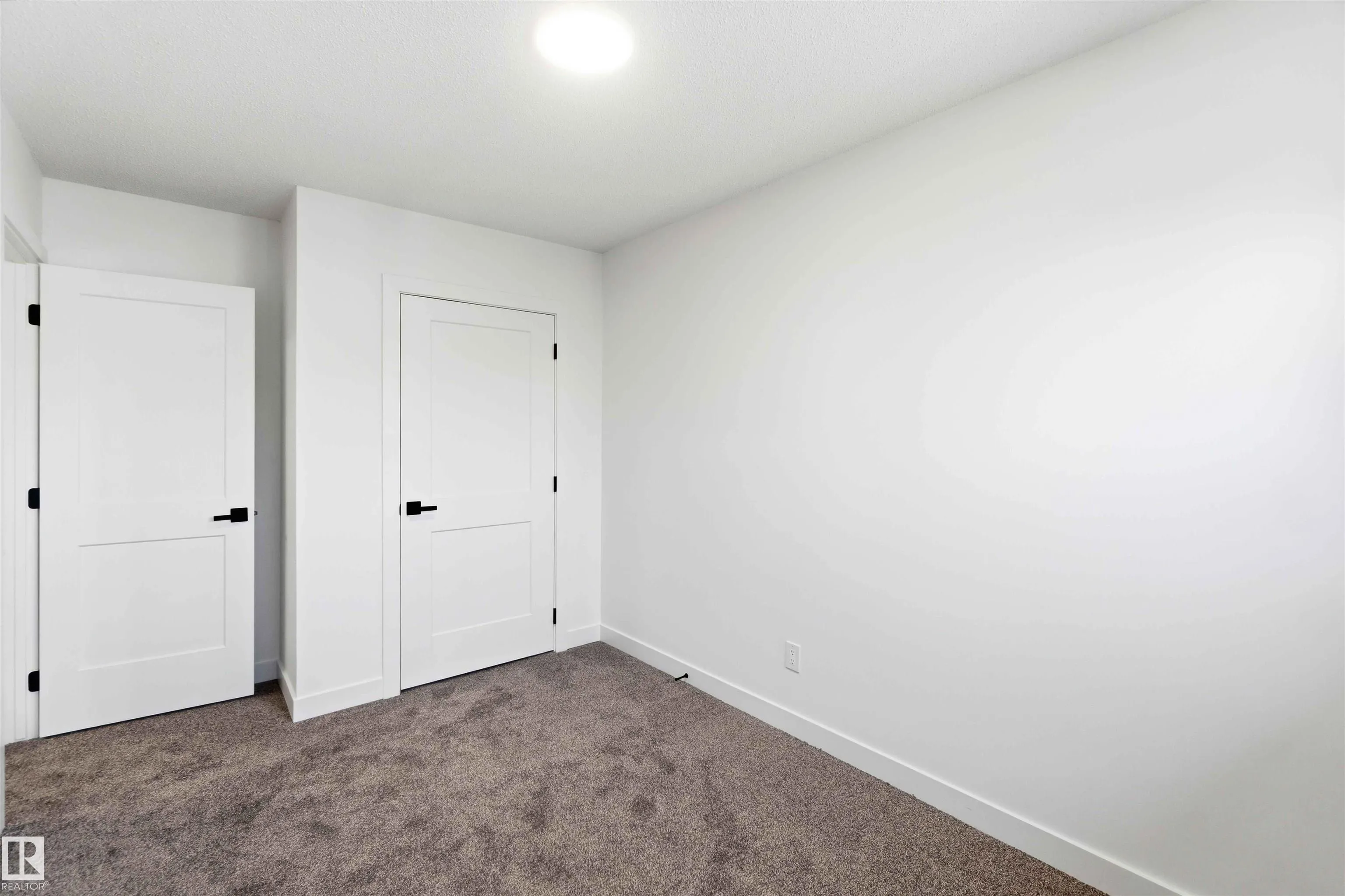 350 CLAREVIEW Road