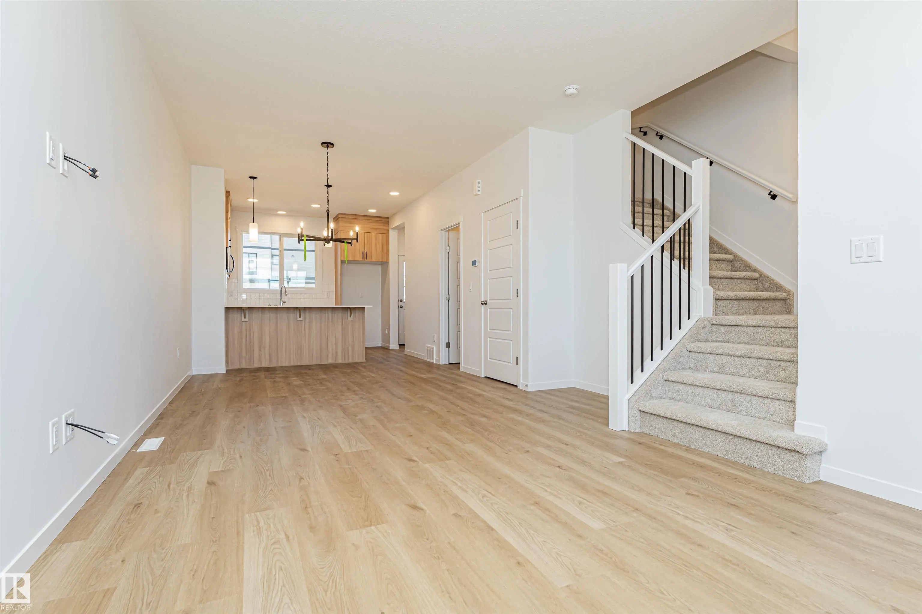 3896 Wren Crescent