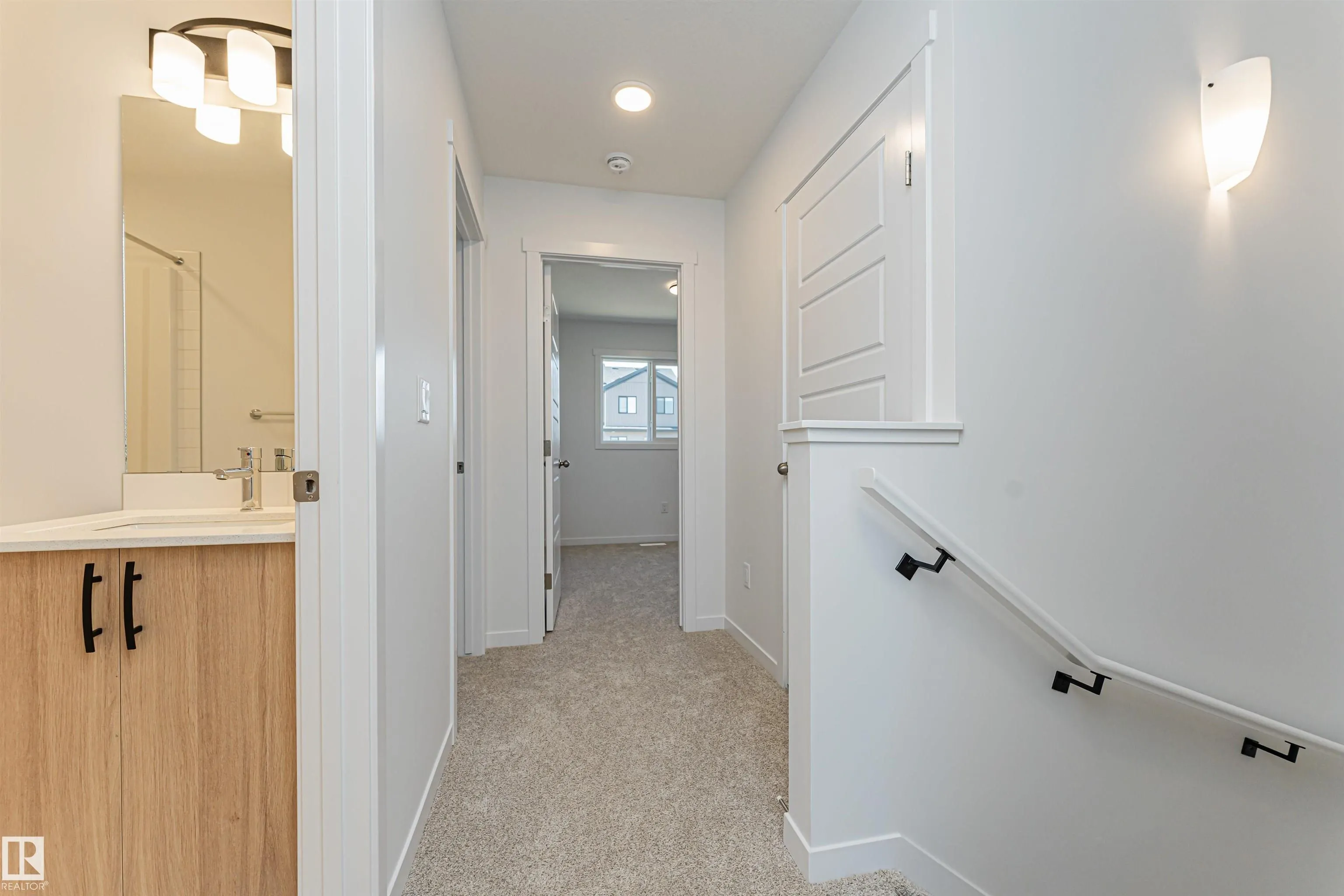 3896 Wren Crescent