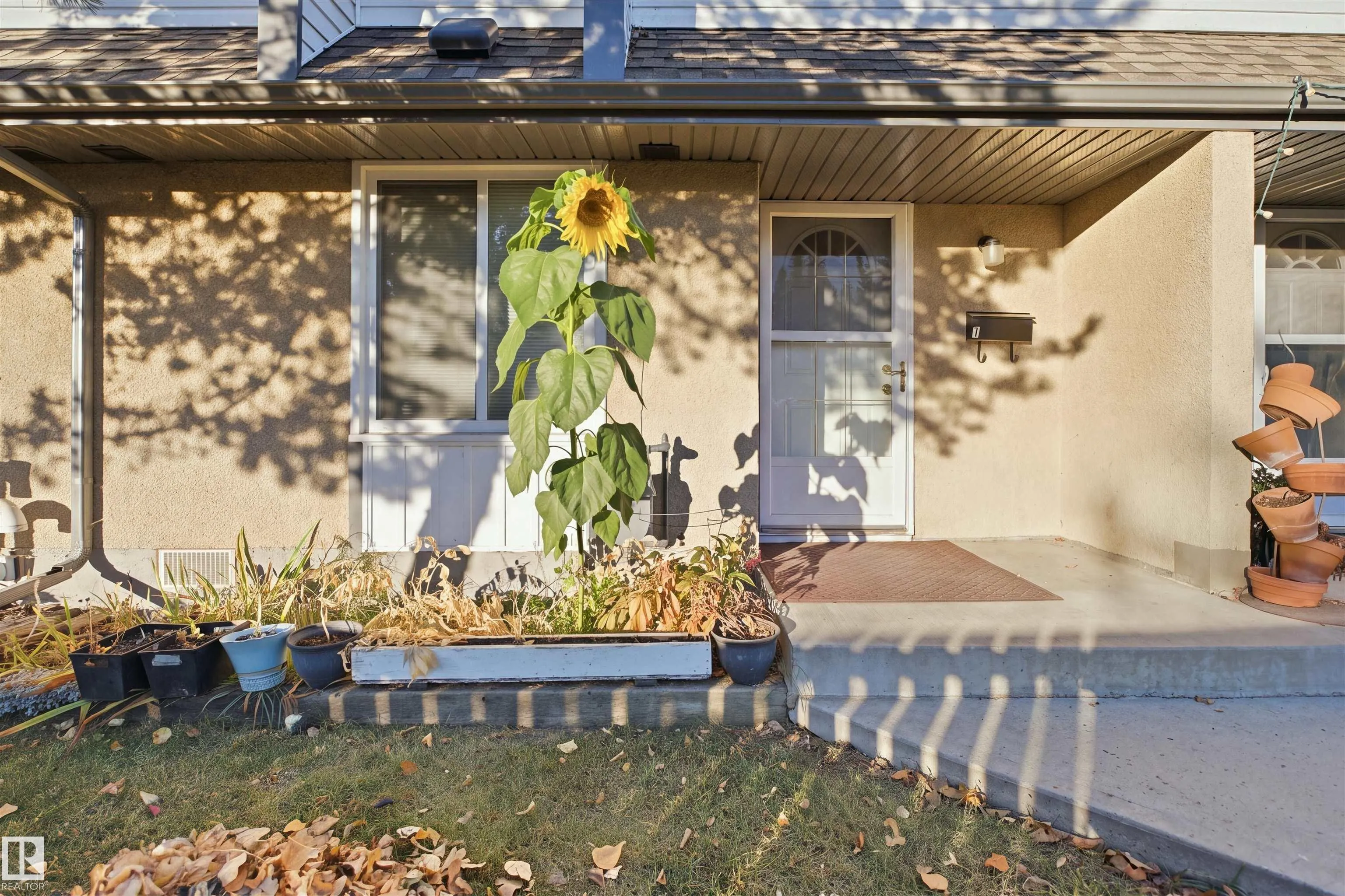 7J Garden Grove