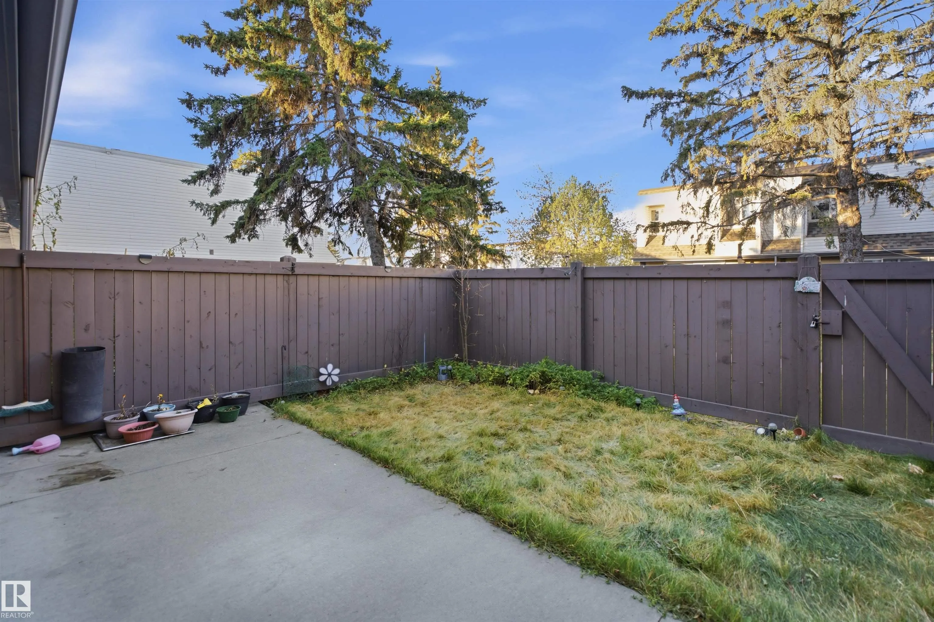 7J Garden Grove