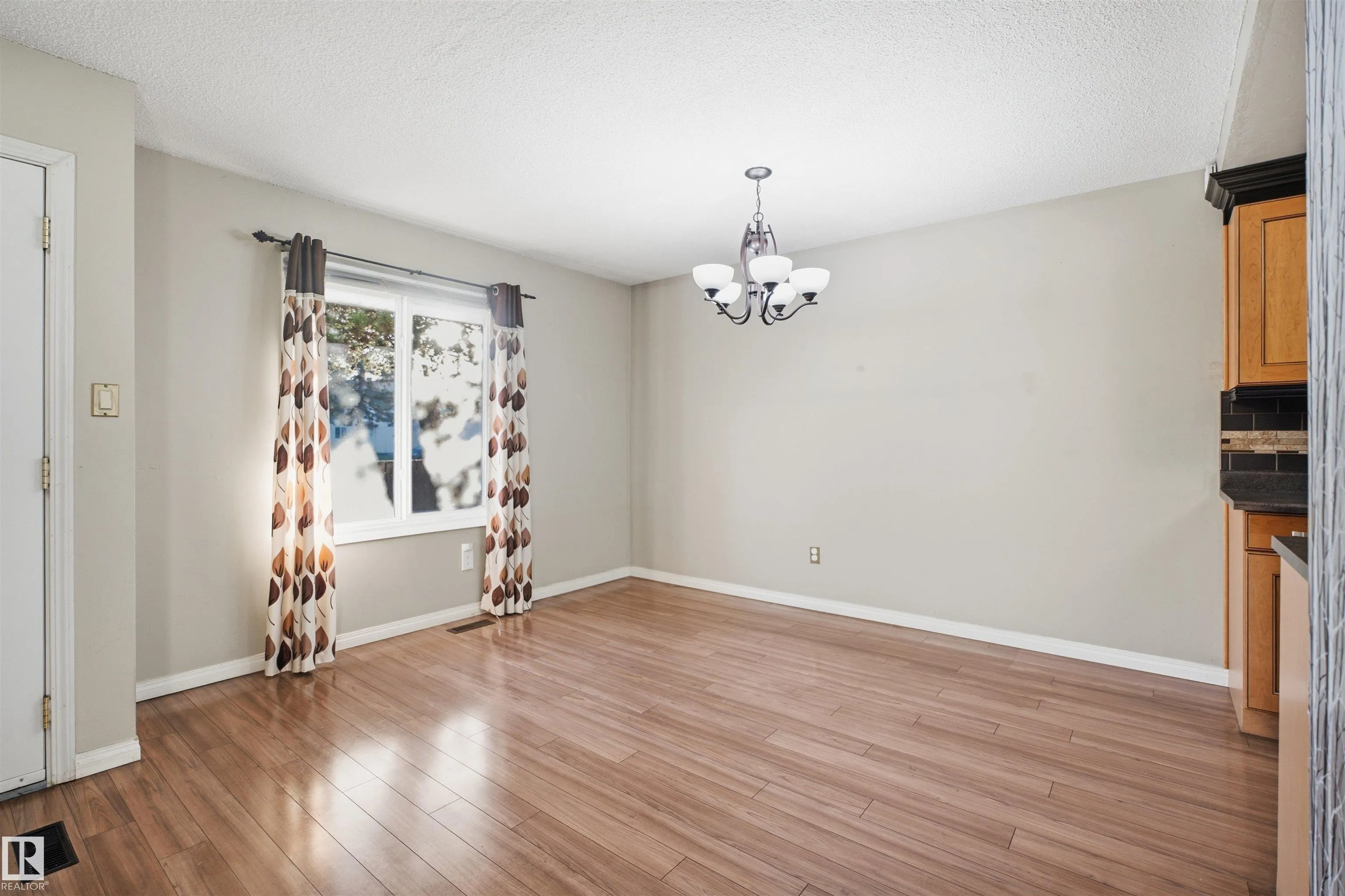 7J Garden Grove