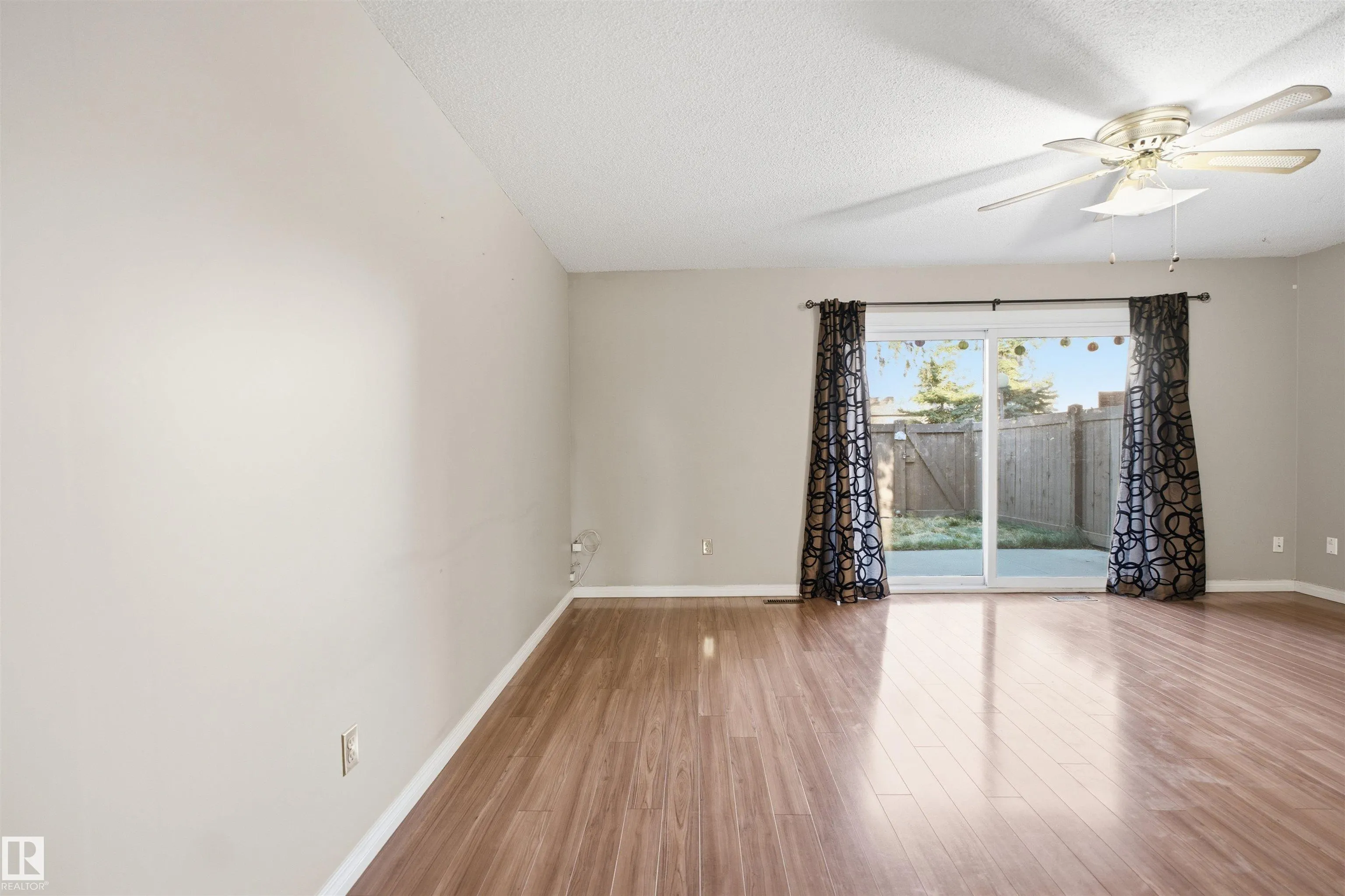 7J Garden Grove