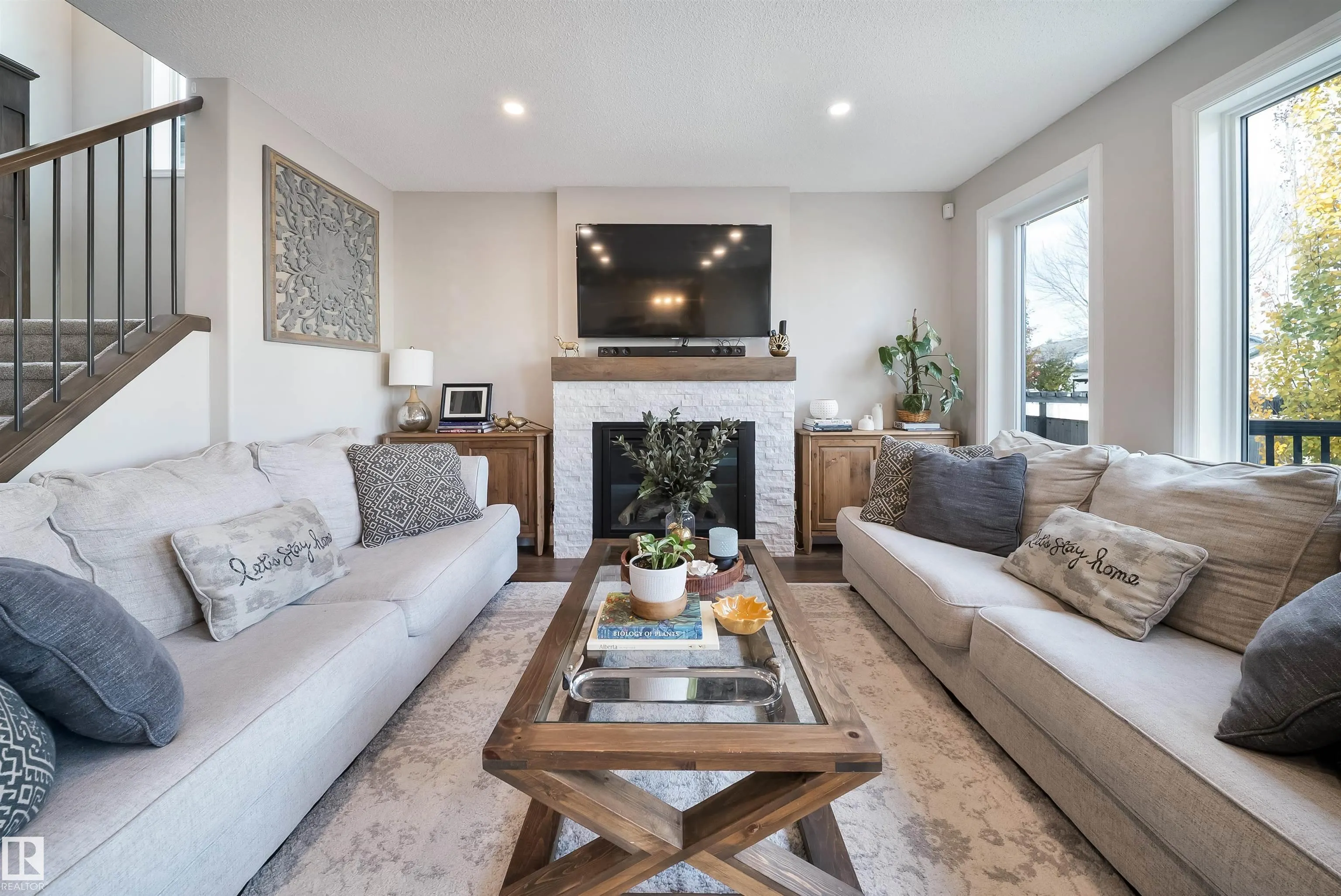 347 DAVENPORT Drive
