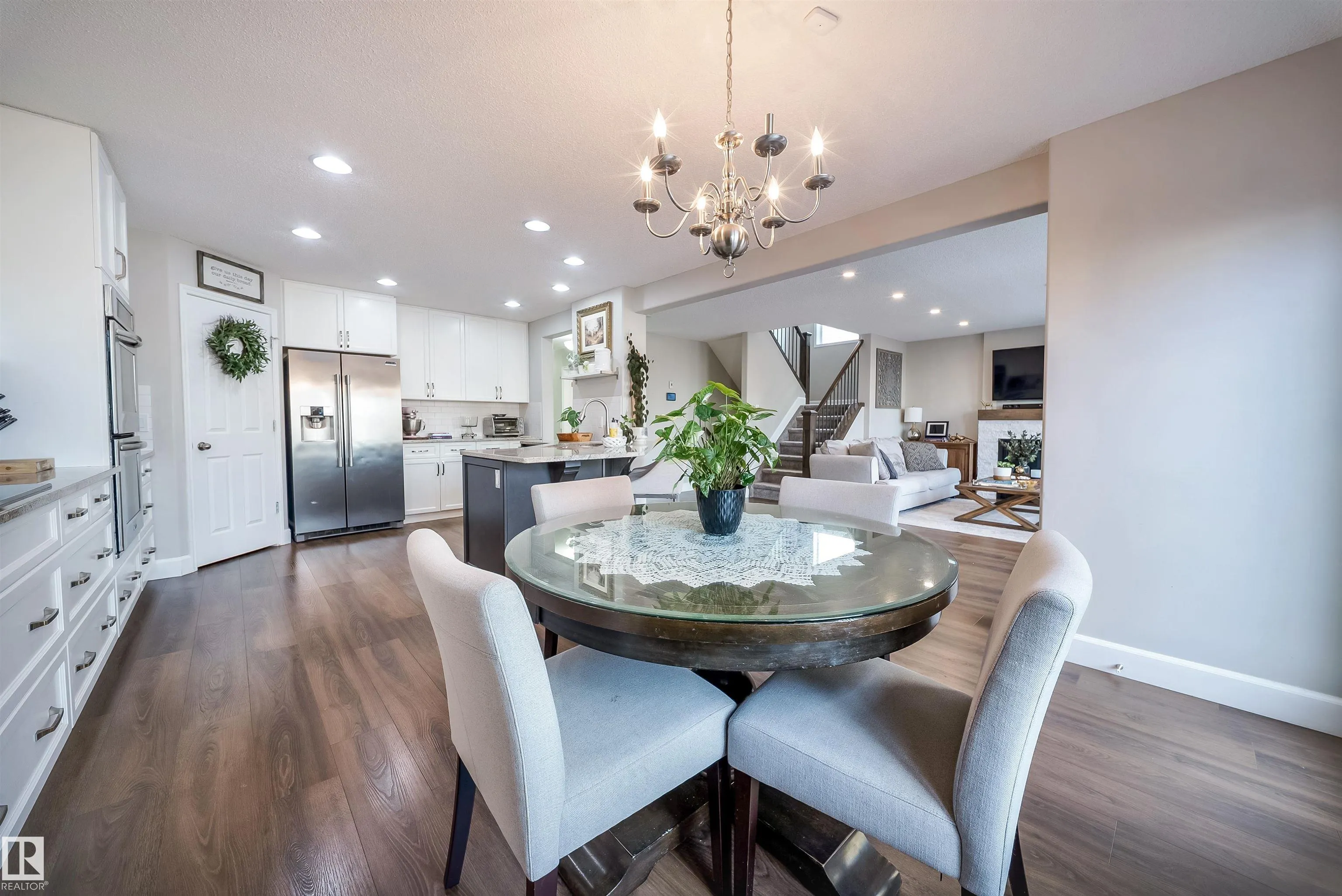 347 DAVENPORT Drive