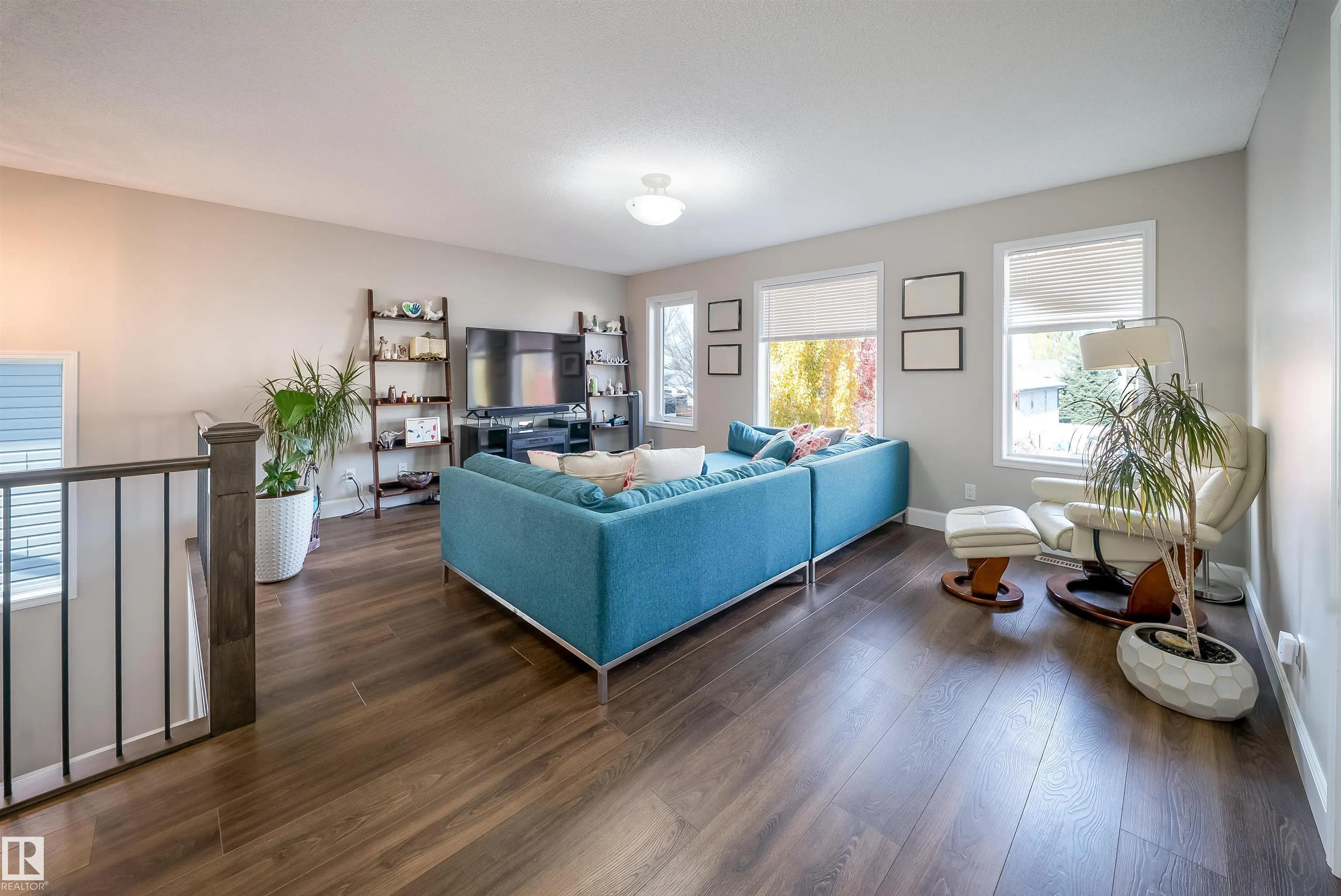 347 DAVENPORT Drive